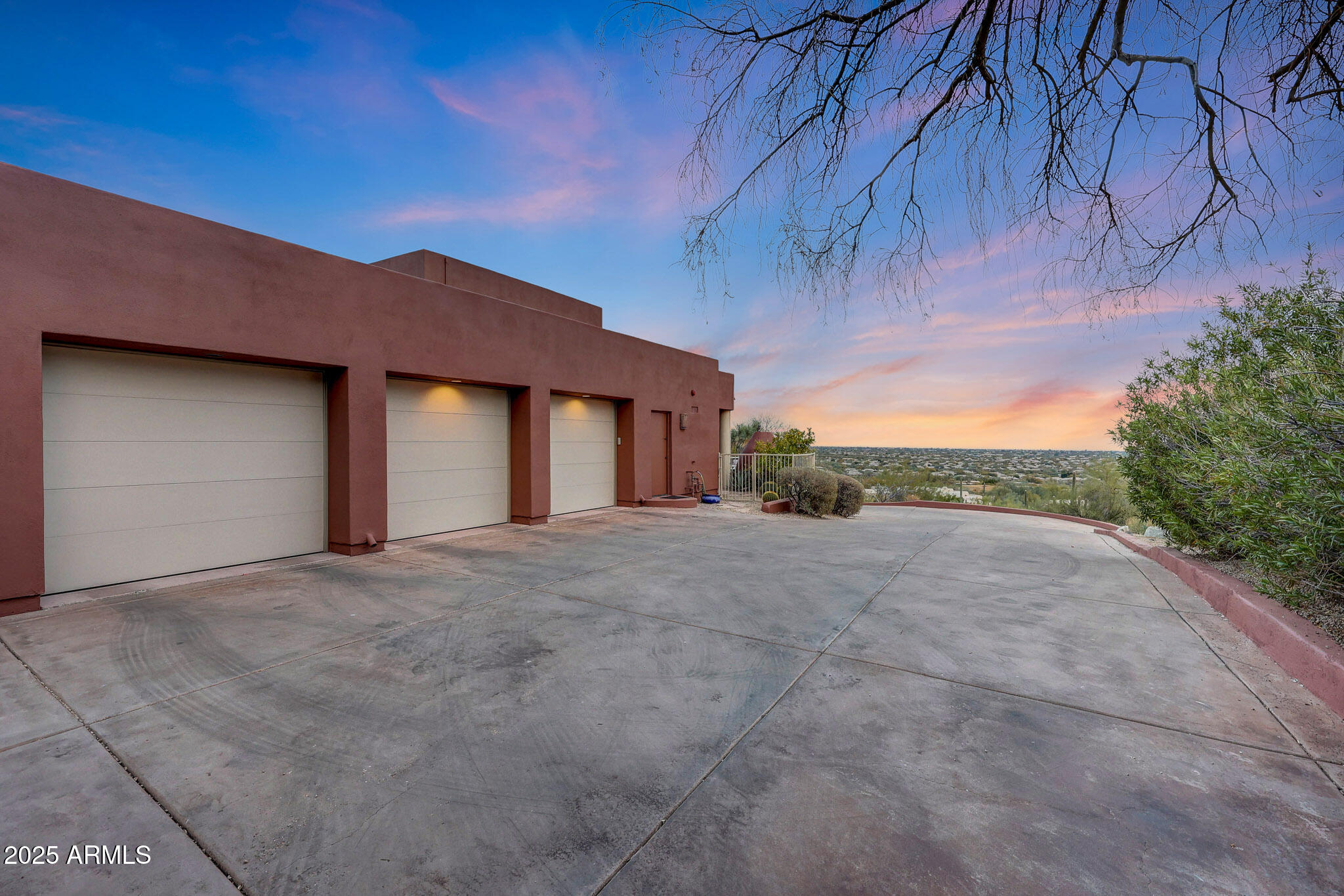 6520 E EL SENDERO Road