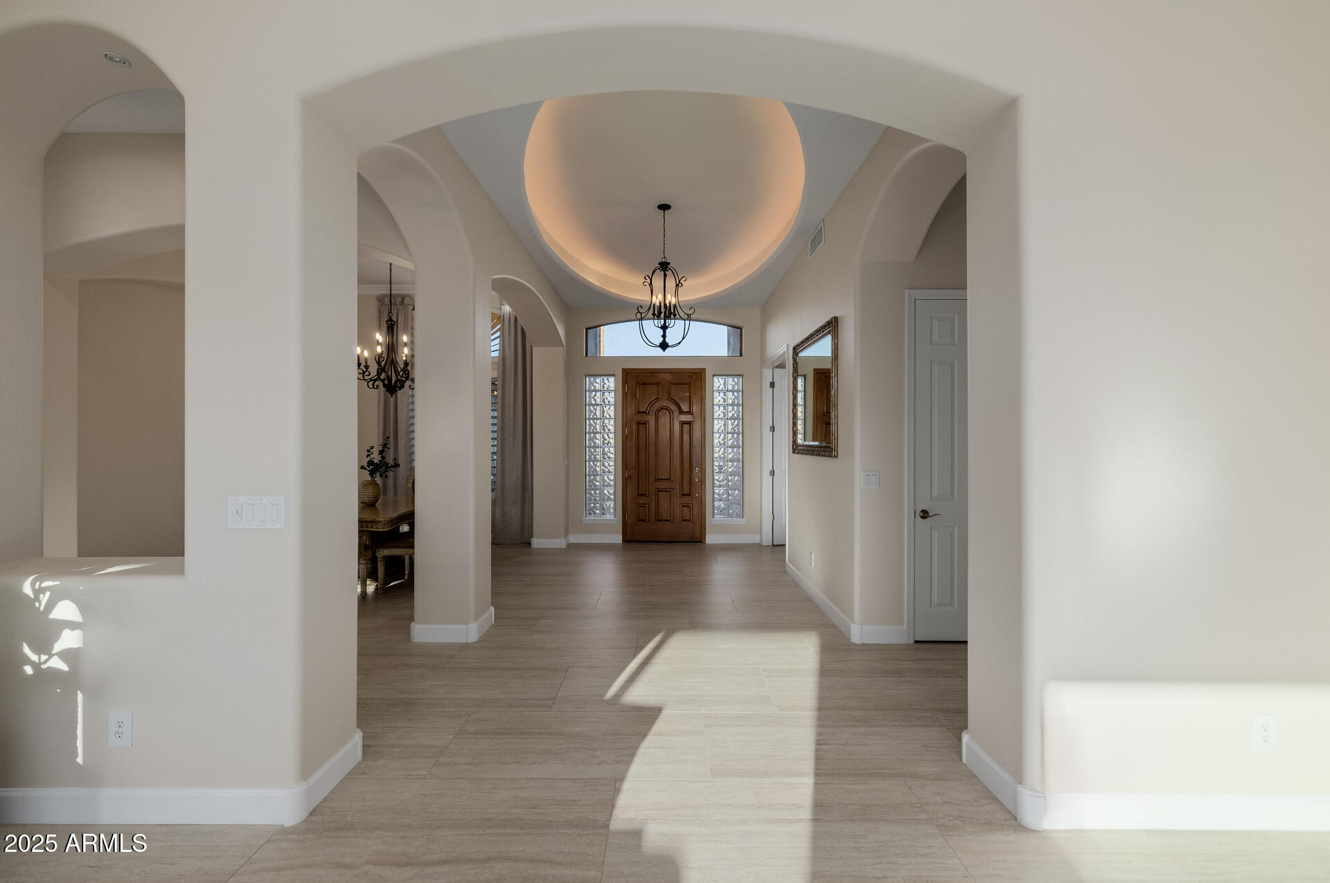 116 E DESERT WIND Drive