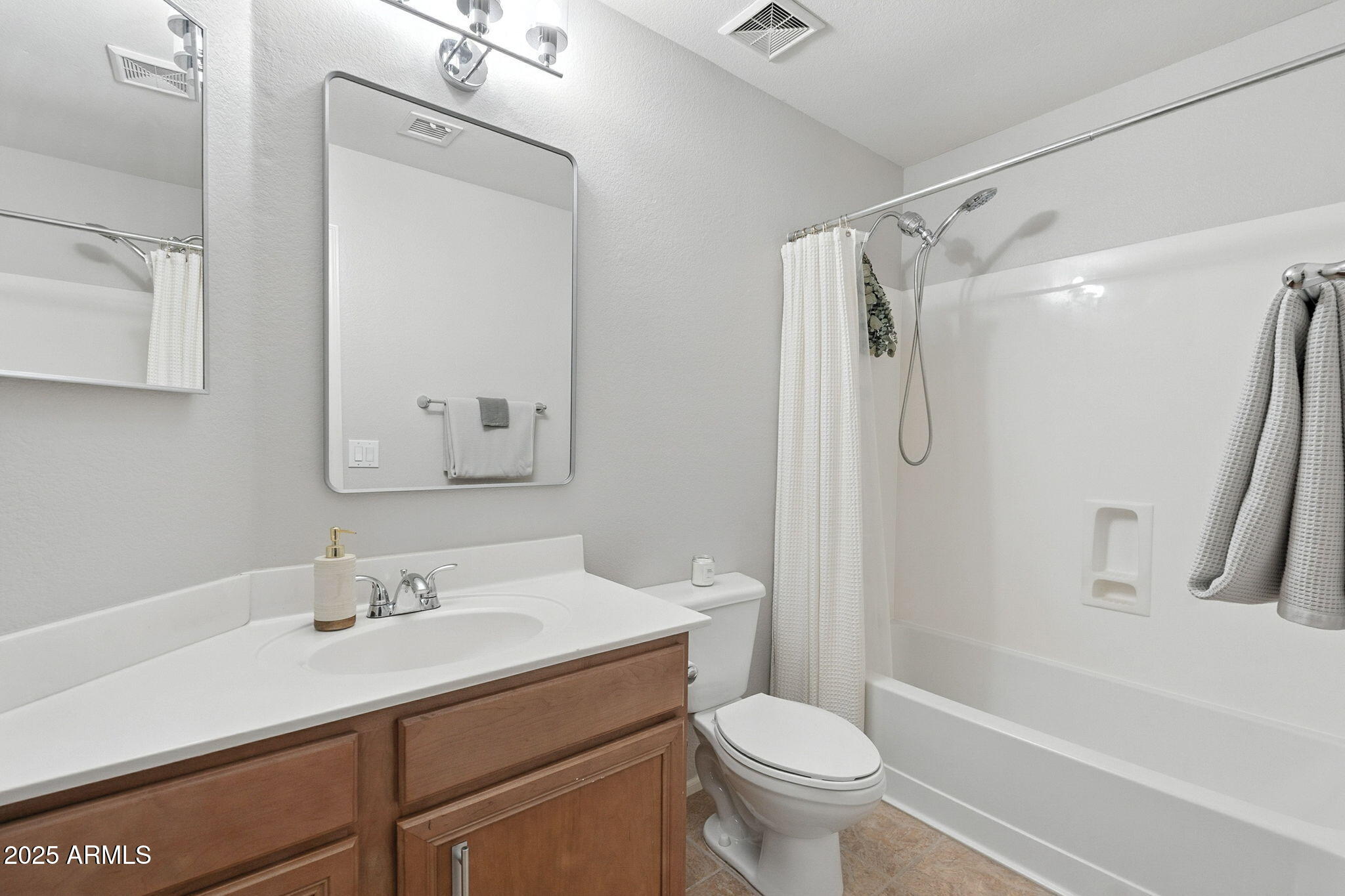 2440 W BLUE SKY Drive