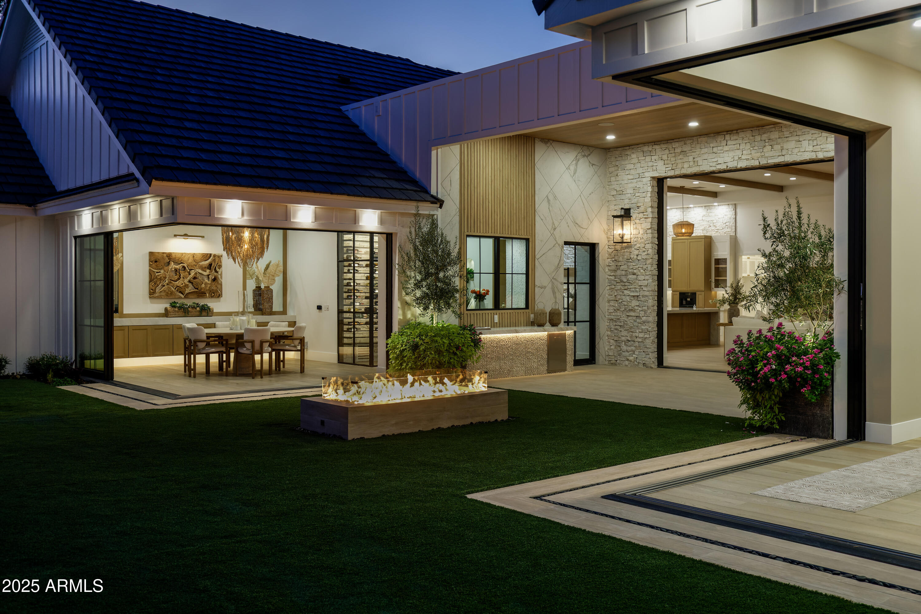 2007 E RANCH Road