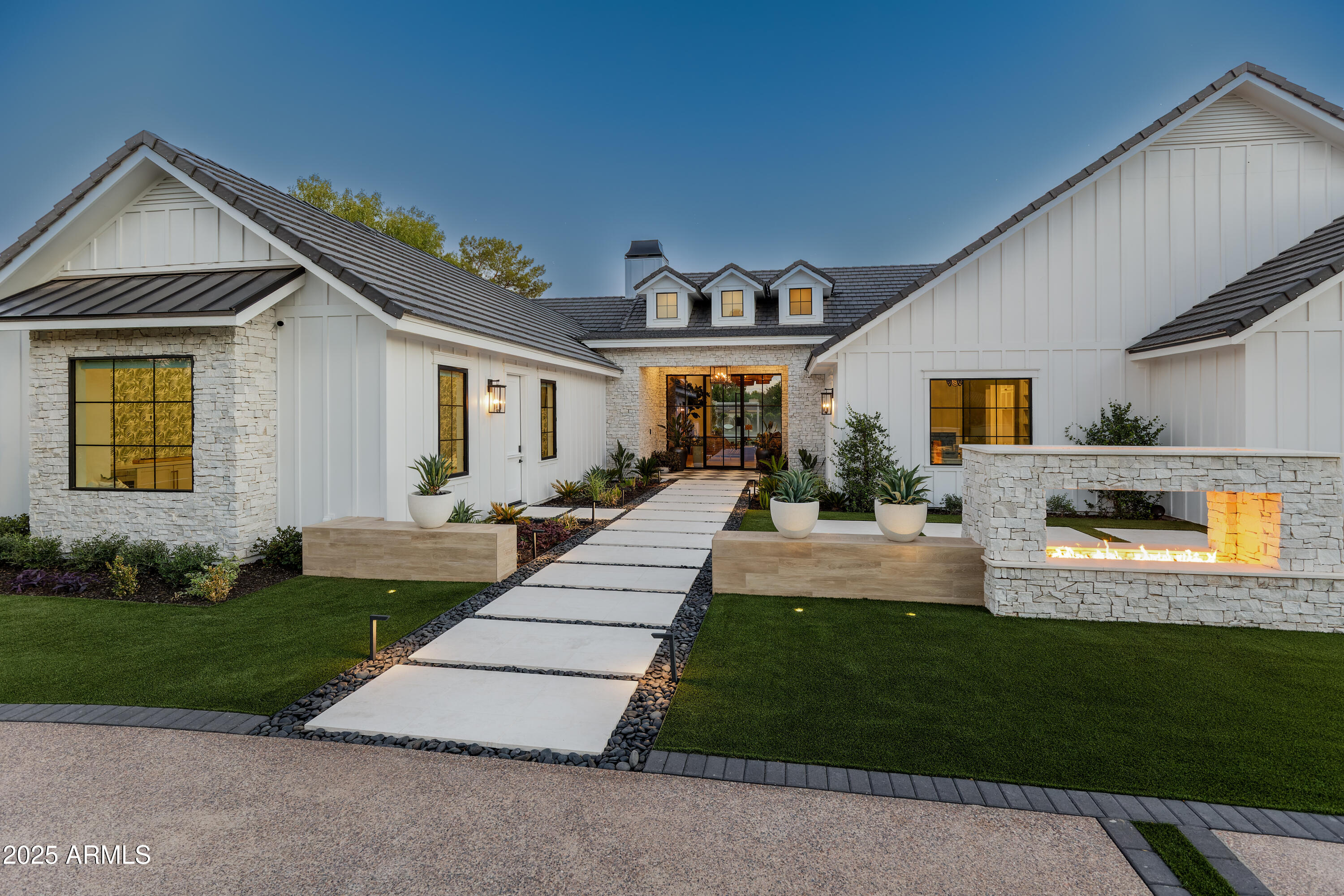 2007 E RANCH Road