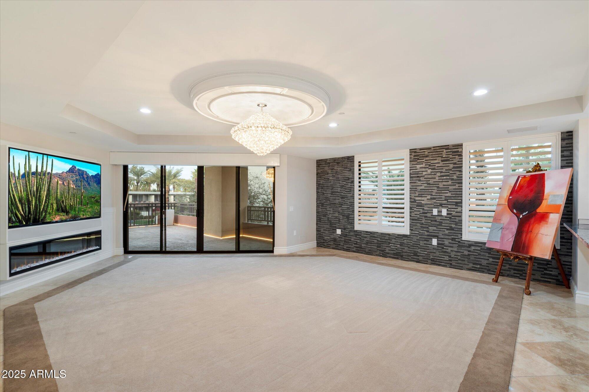 6803 E Main Street, 2210