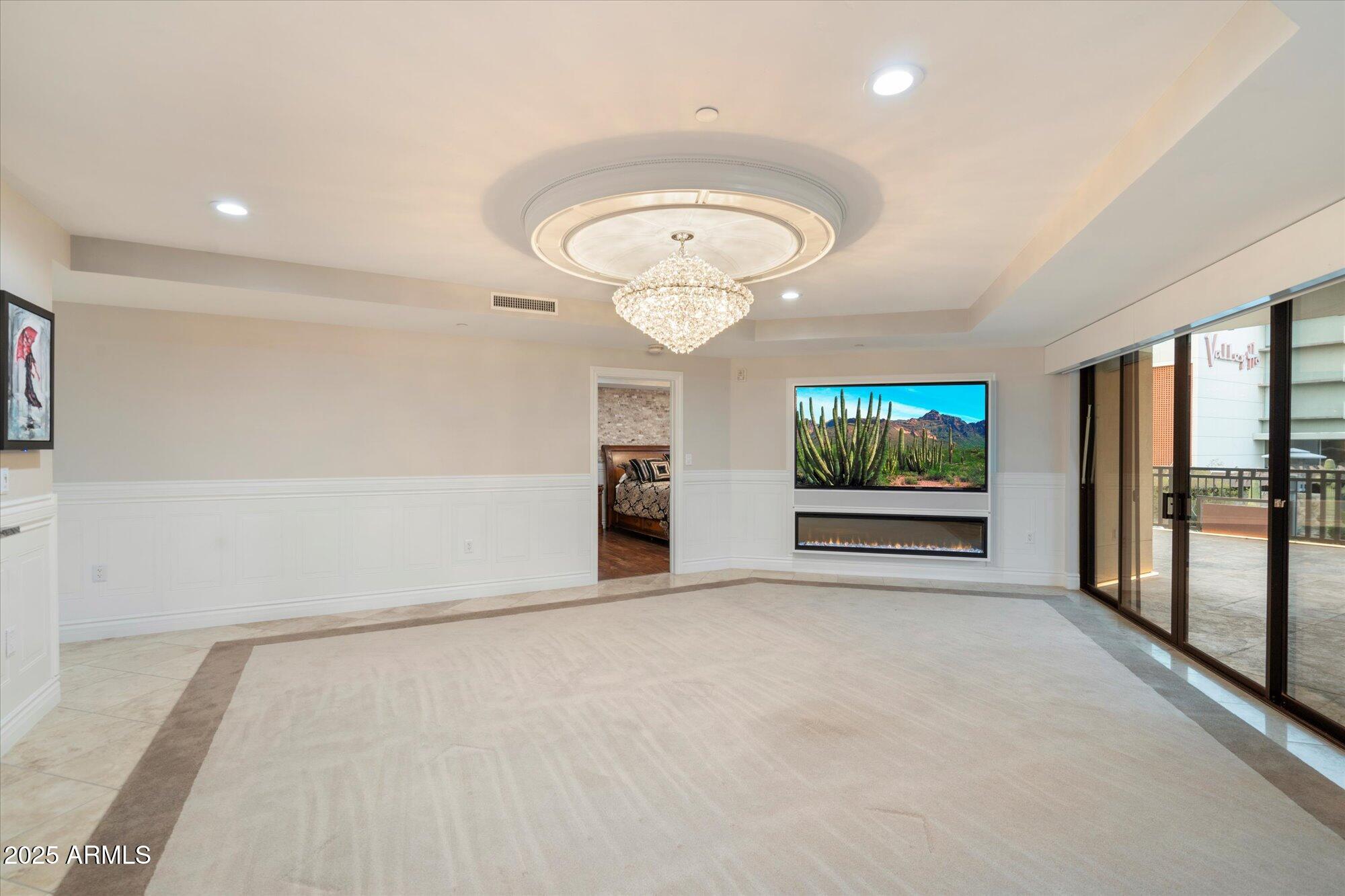 6803 E Main Street, 2210