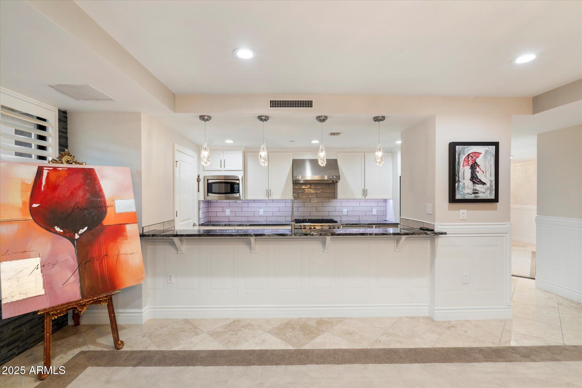 6803 E Main Street, 2210