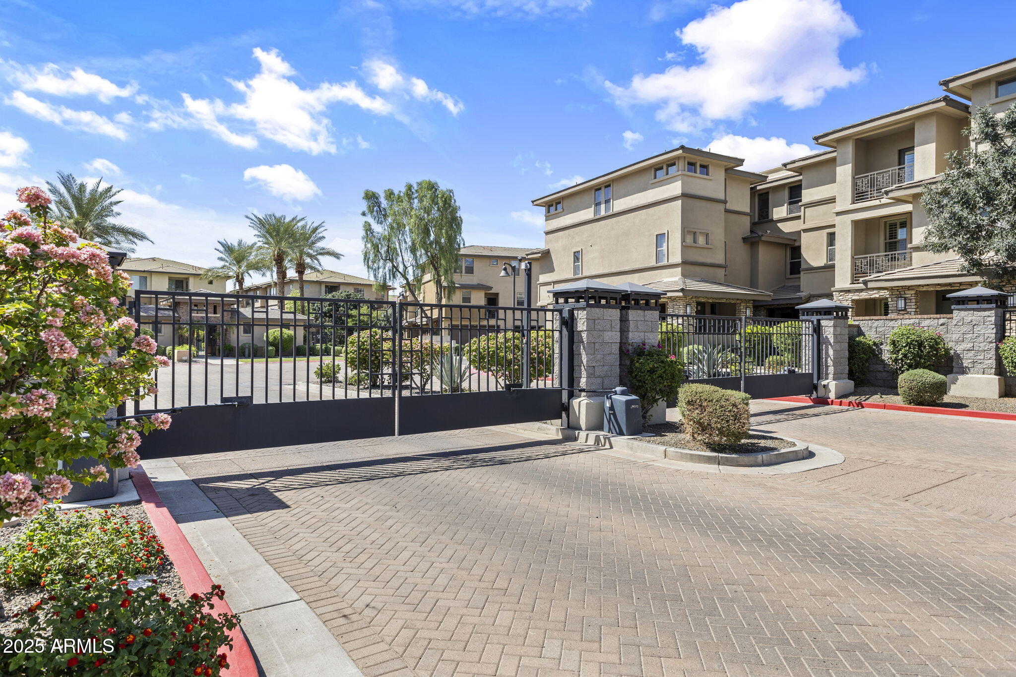 17850 N 68TH Street, 1109