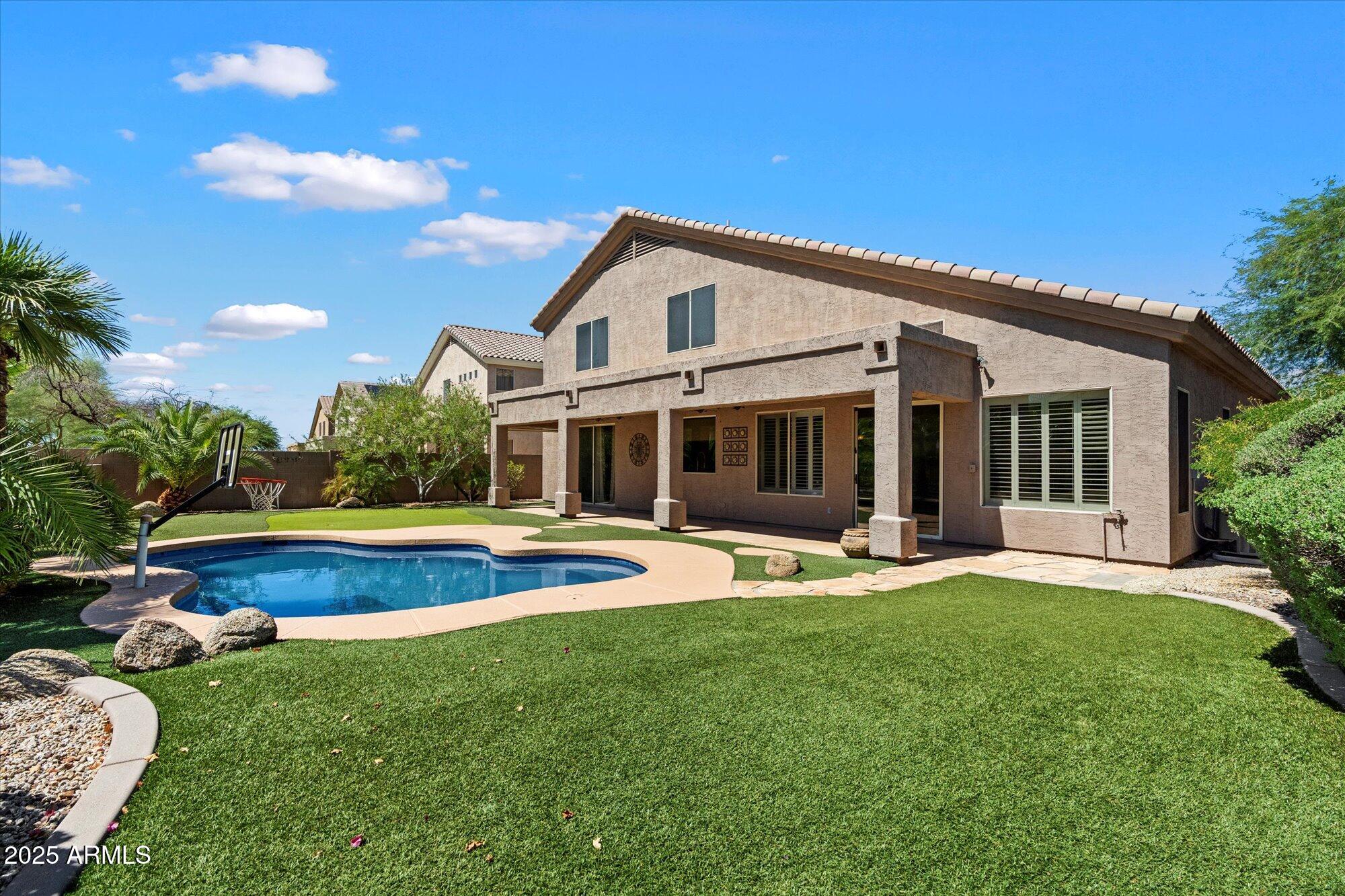 7231 E WHISTLING WIND Way