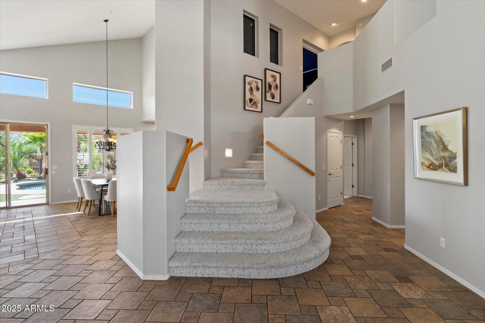 7231 E WHISTLING WIND Way