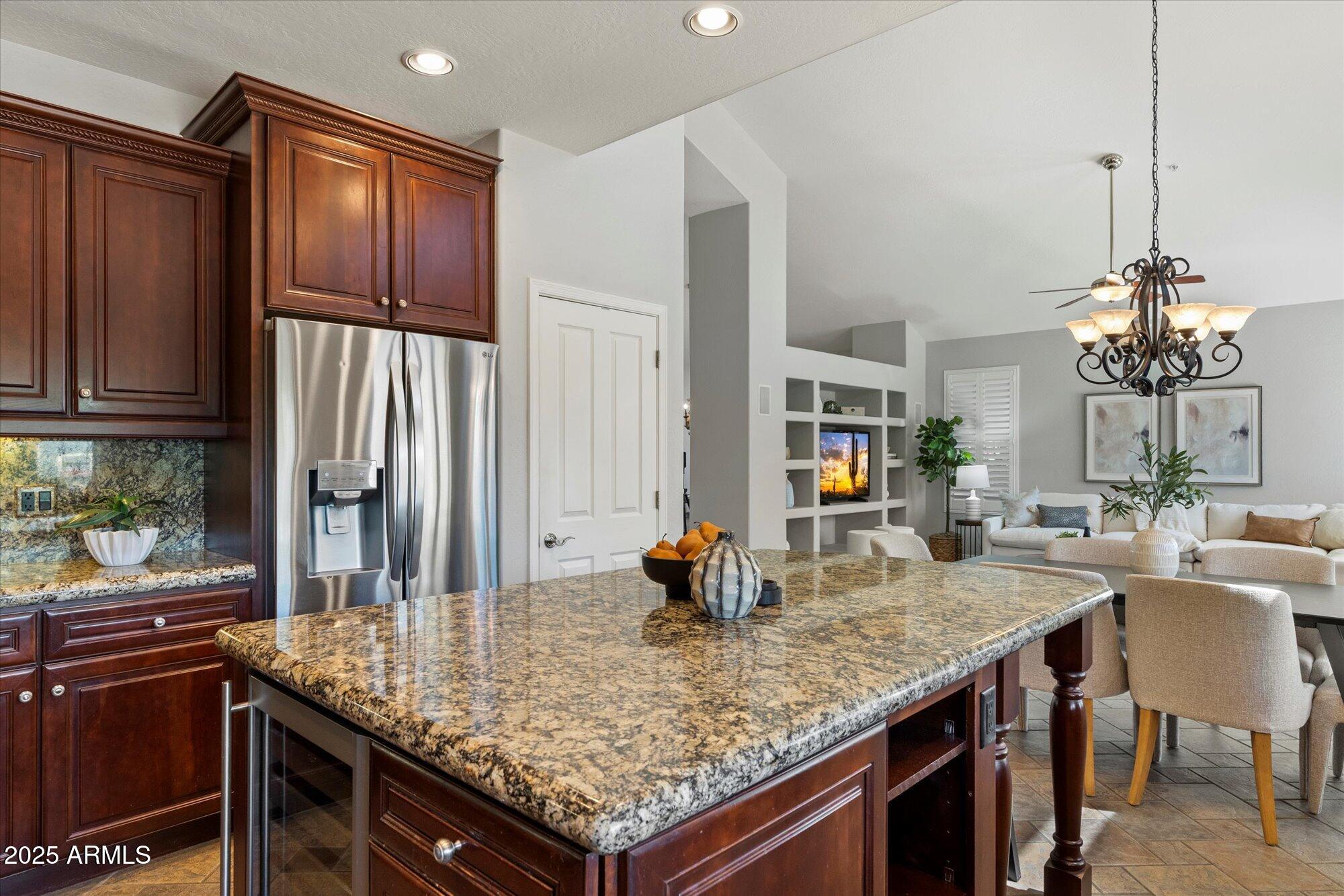 7231 E WHISTLING WIND Way