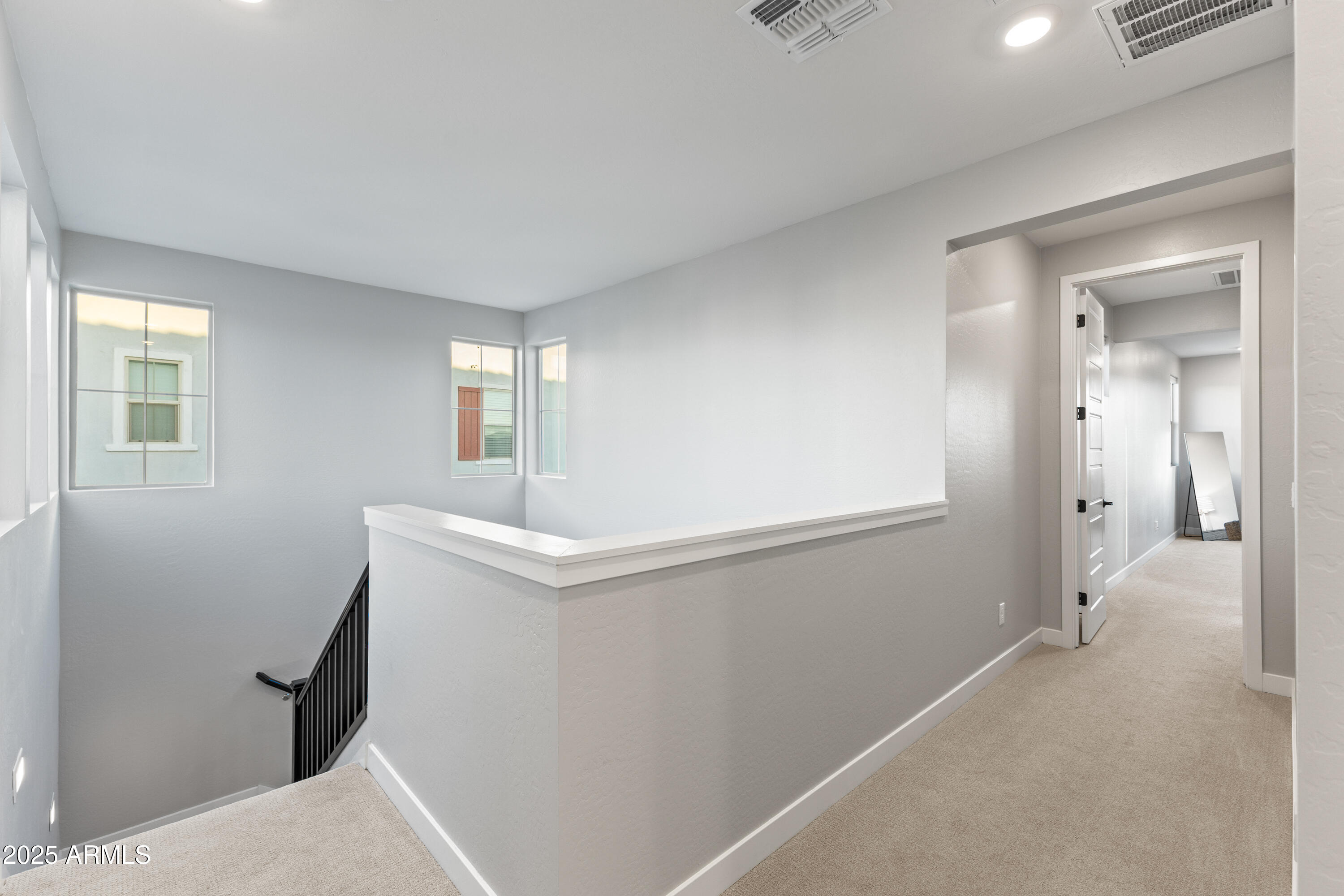 1463 E LODGEPOLE Drive