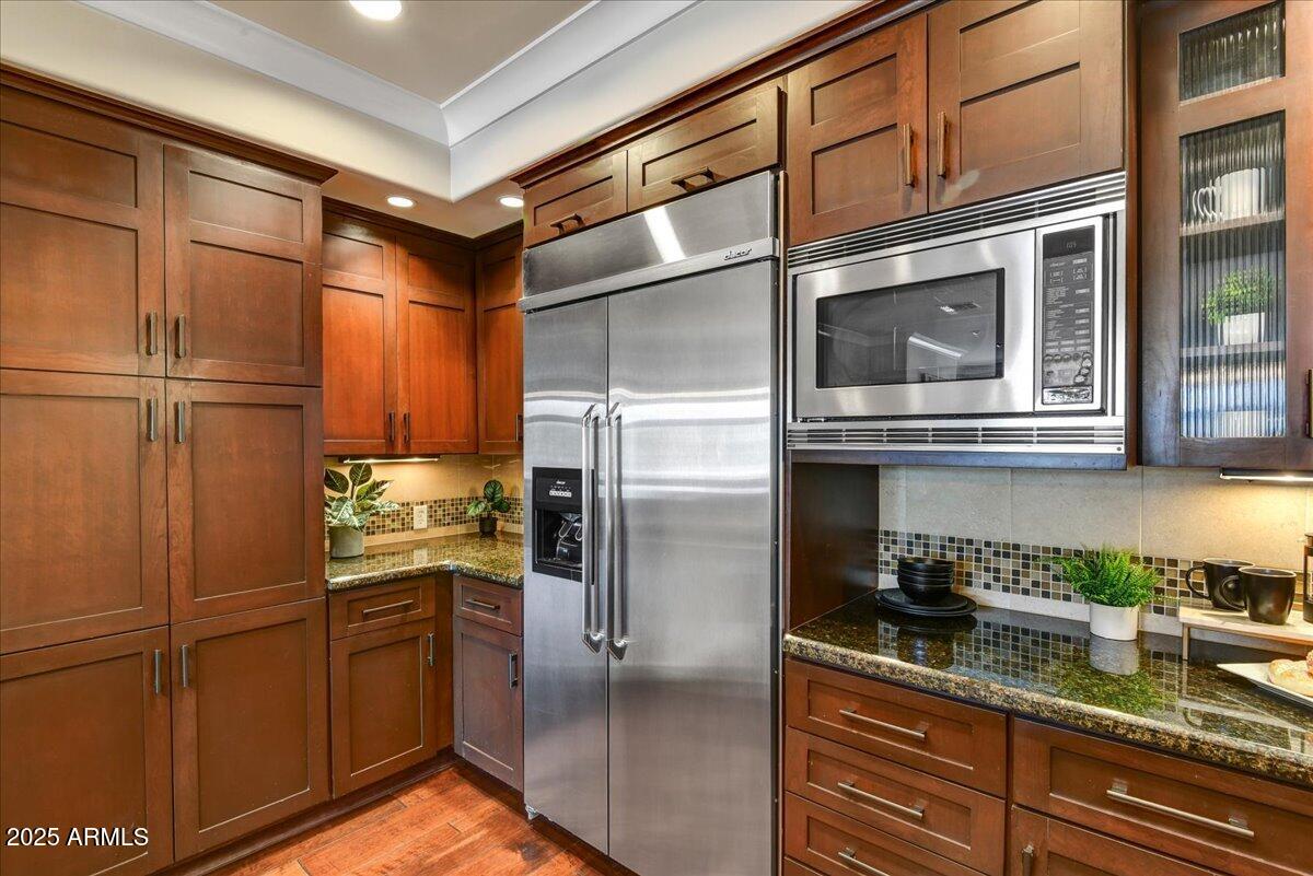 4909 N WOODMERE FAIRWAY, 2003