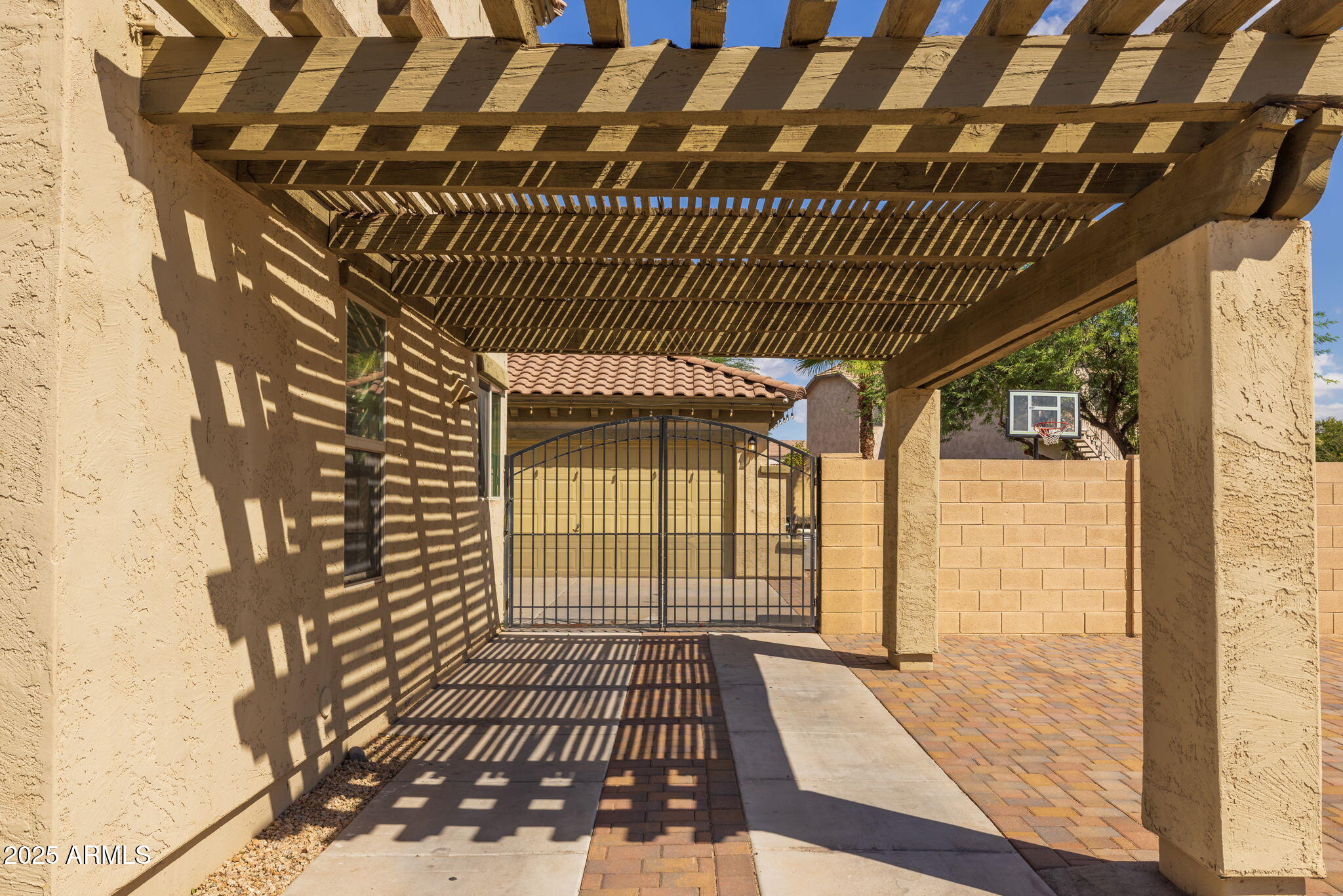 7762 E BOSTON Street