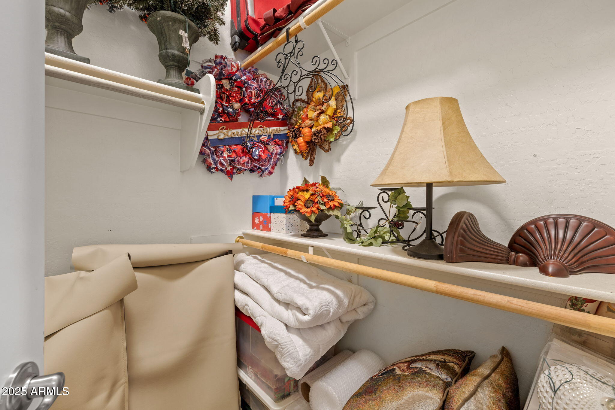 3907 E ENROSE Street