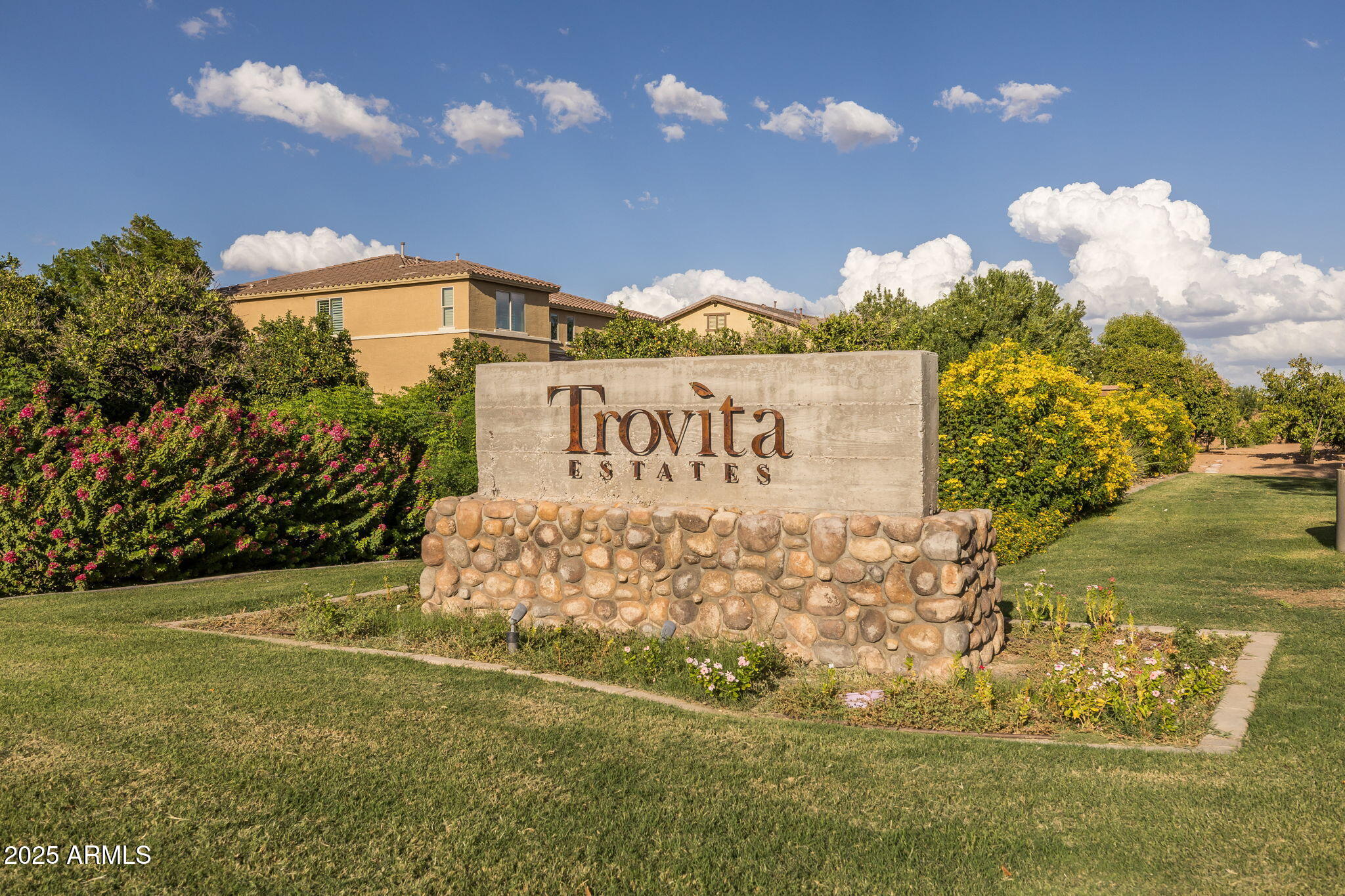 3907 E ENROSE Street