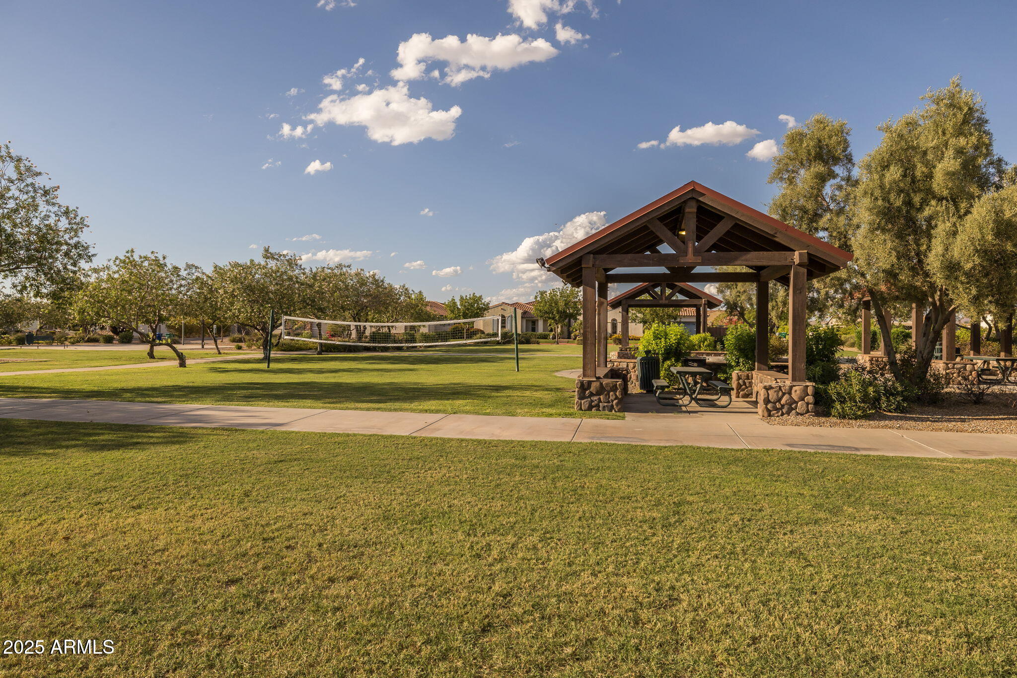 3907 E ENROSE Street