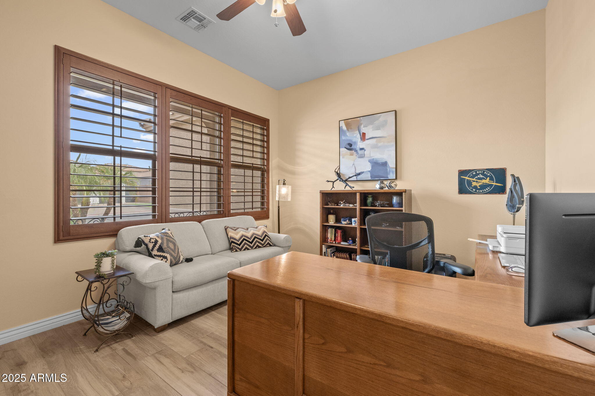 3907 E ENROSE Street