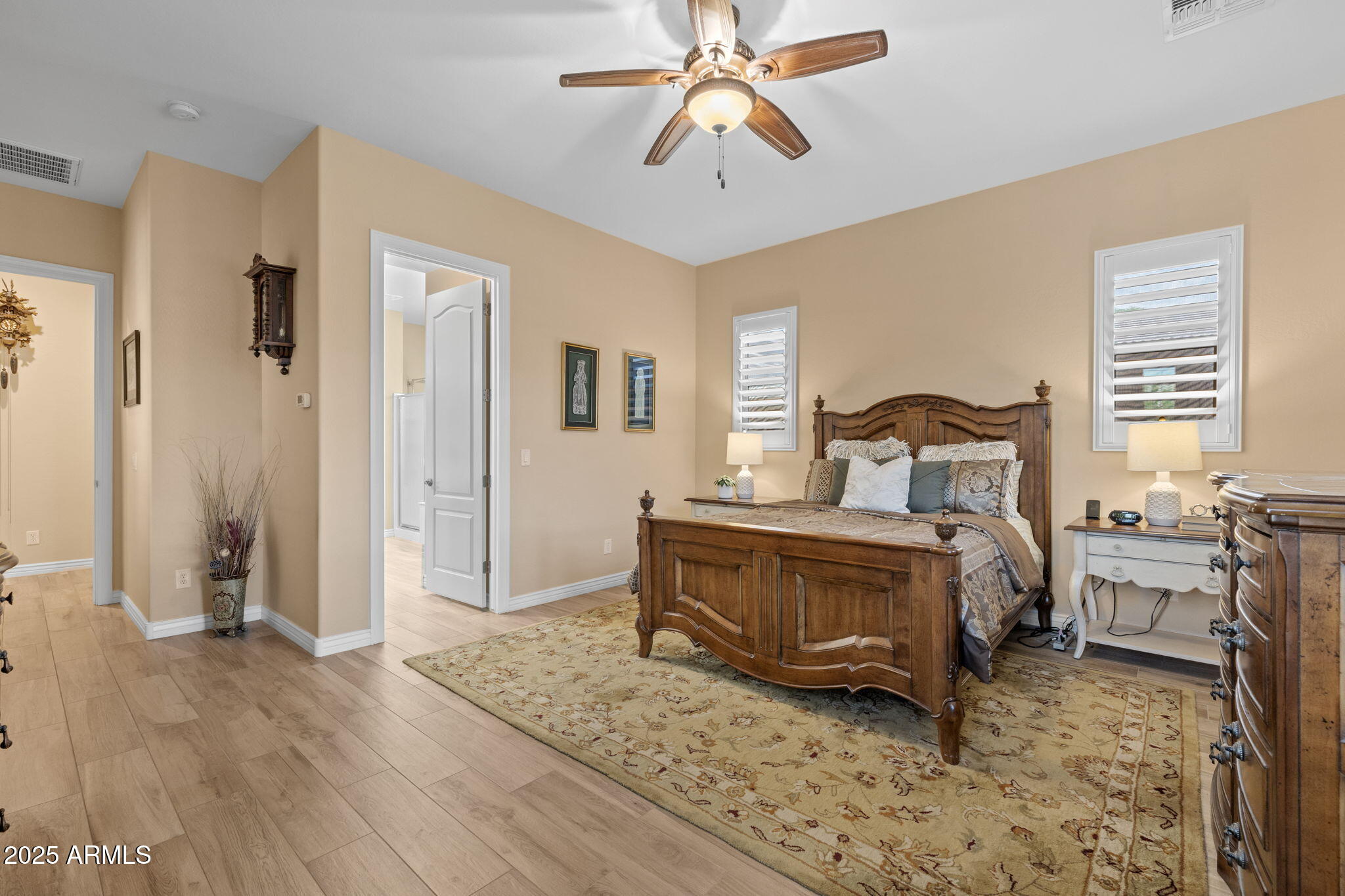 3907 E ENROSE Street