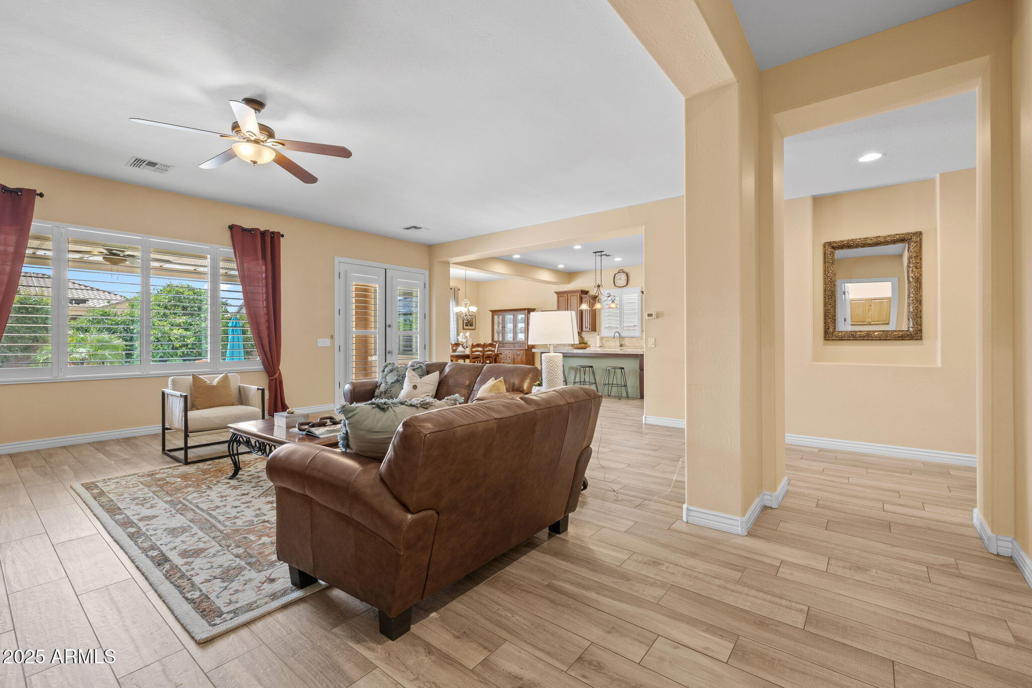 3907 E ENROSE Street