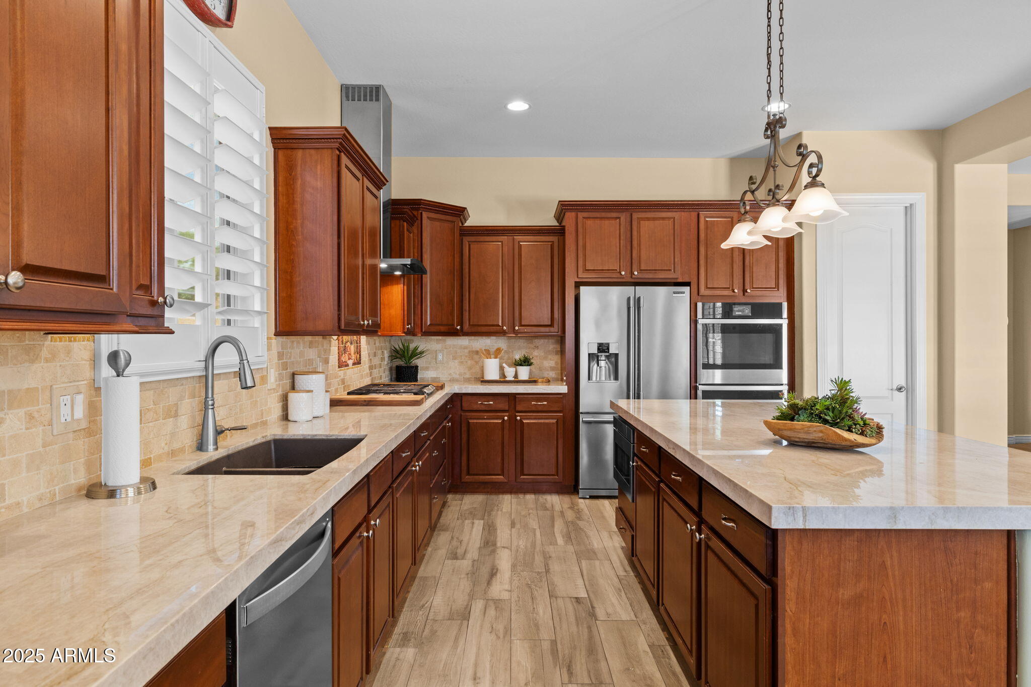 3907 E ENROSE Street