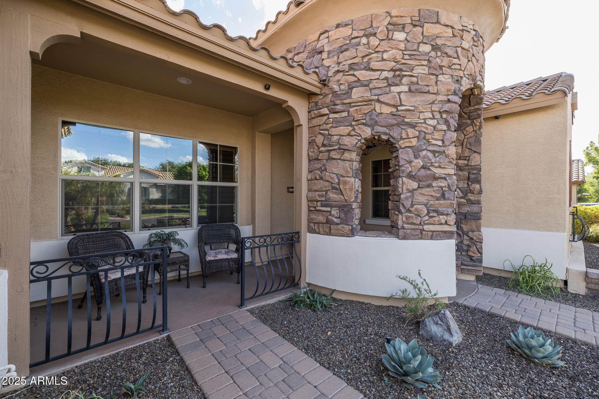 3907 E ENROSE Street