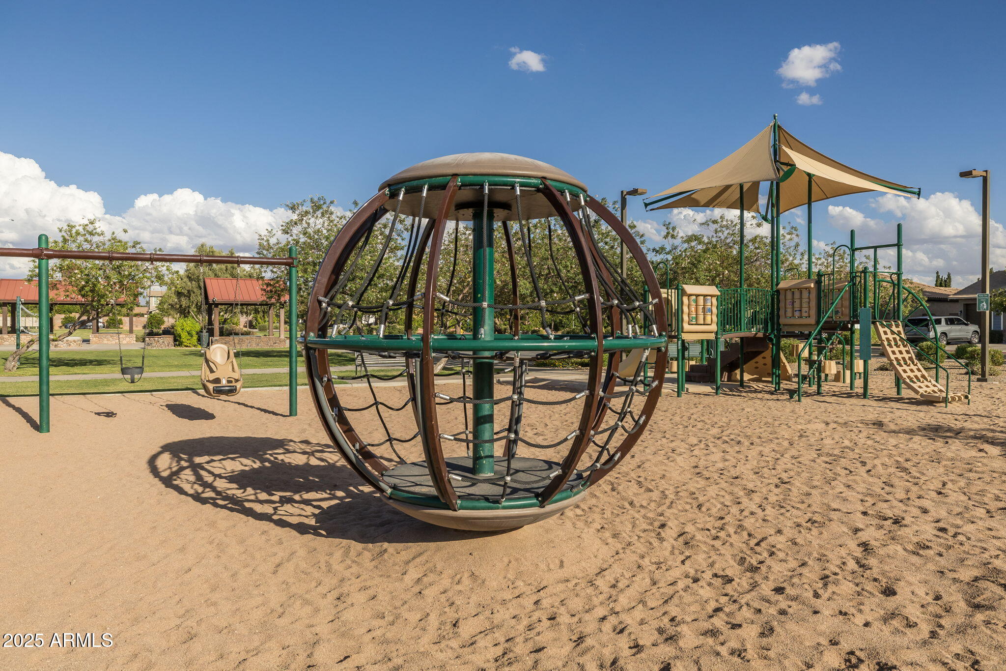 3907 E ENROSE Street