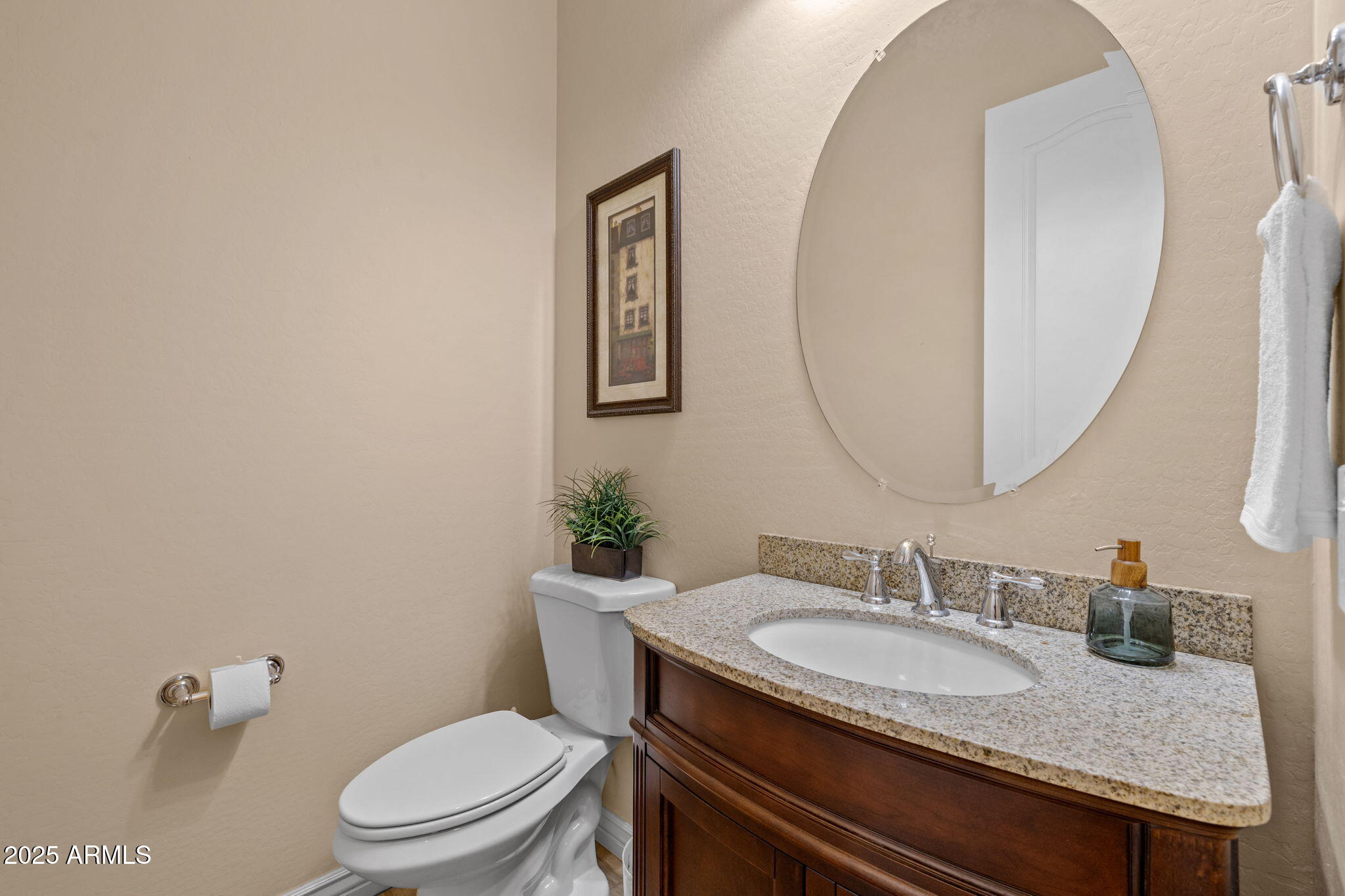 3907 E ENROSE Street