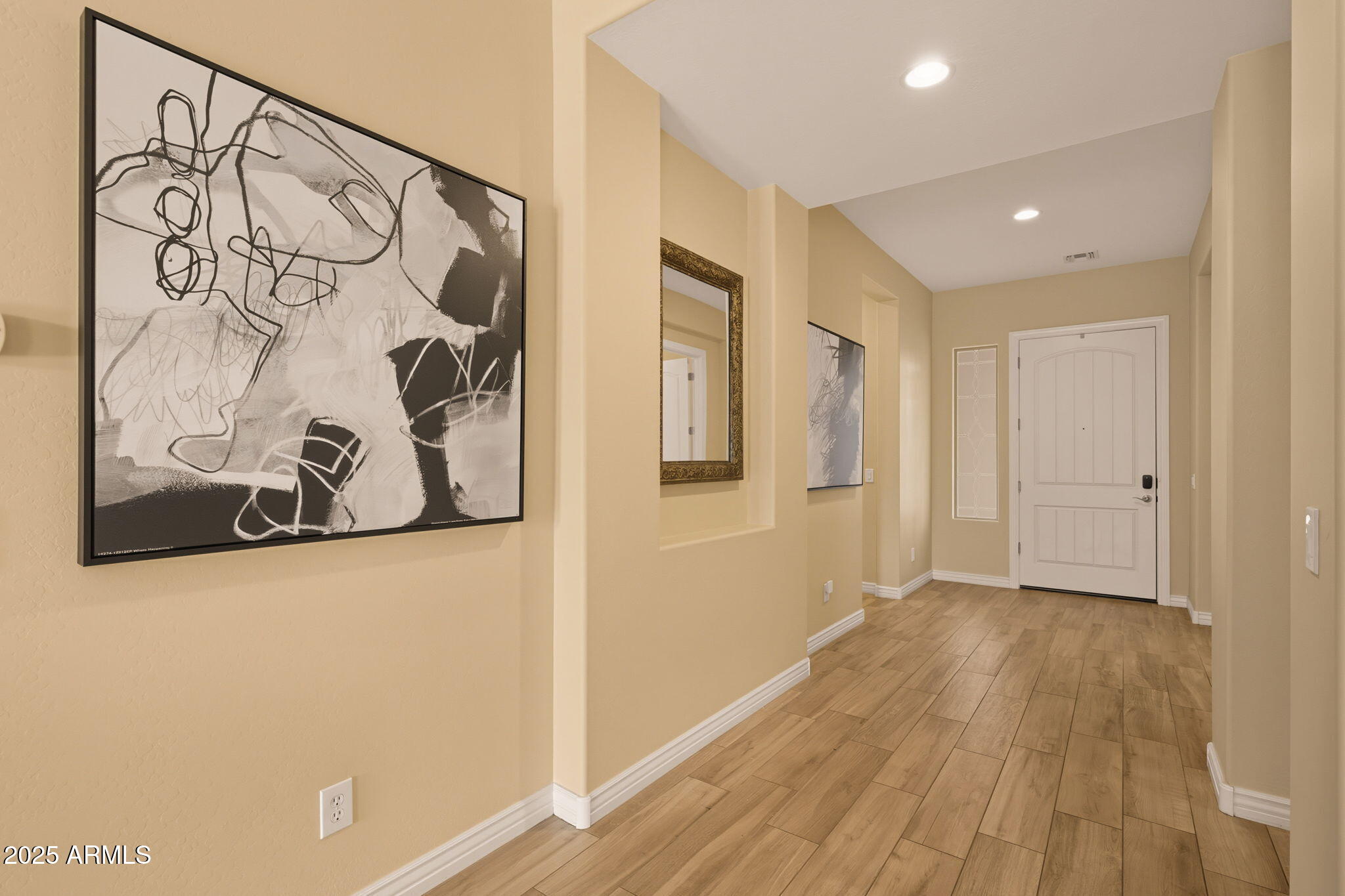 3907 E ENROSE Street