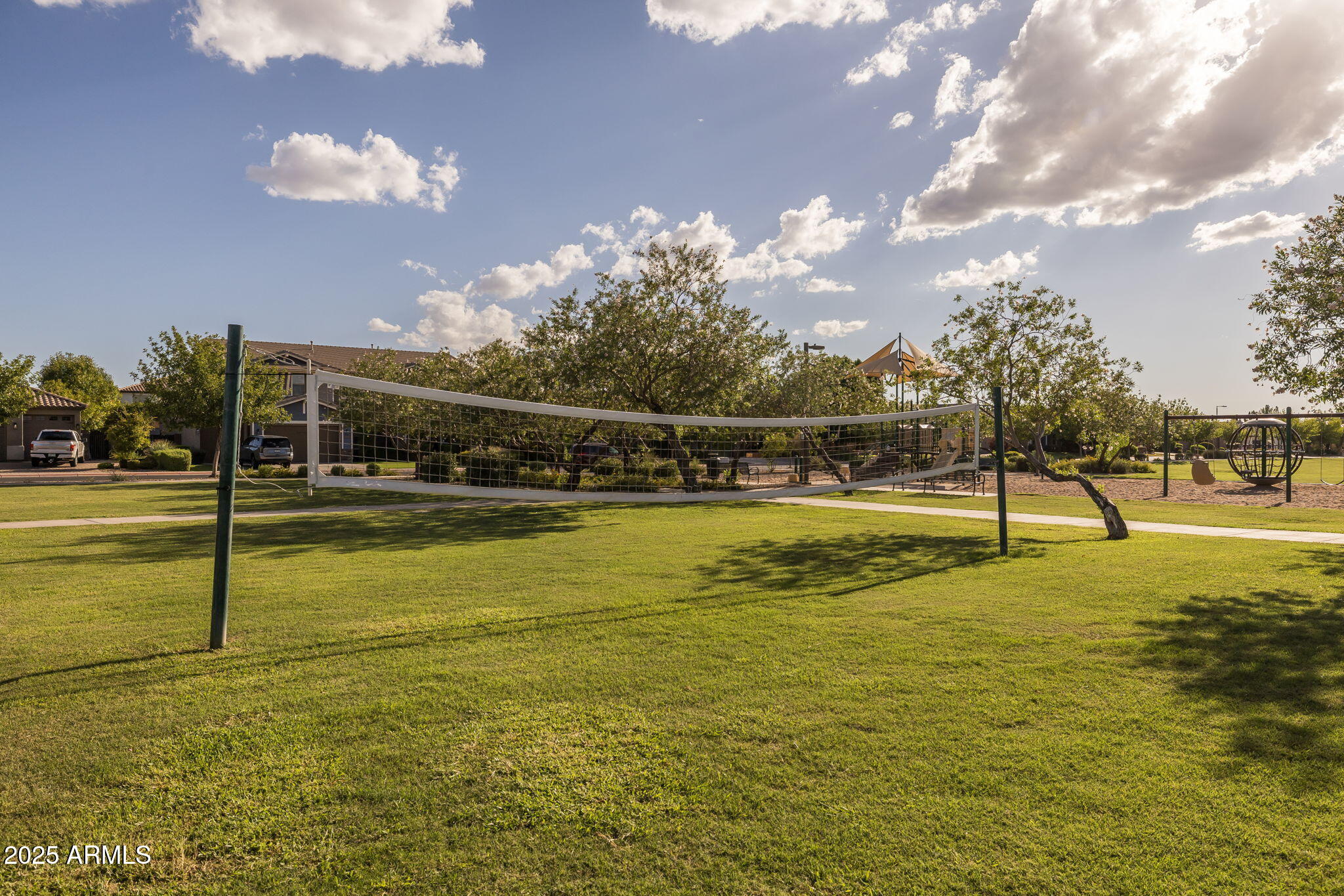 3907 E ENROSE Street