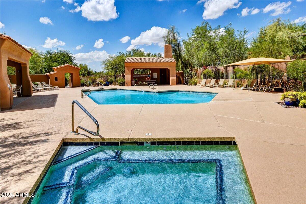 8506 E GILDED PERCH Drive
