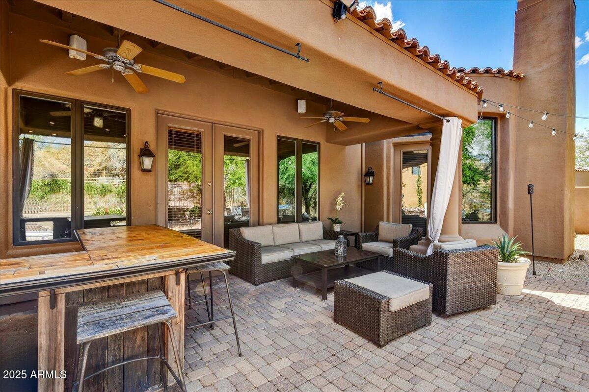 8506 E GILDED PERCH Drive