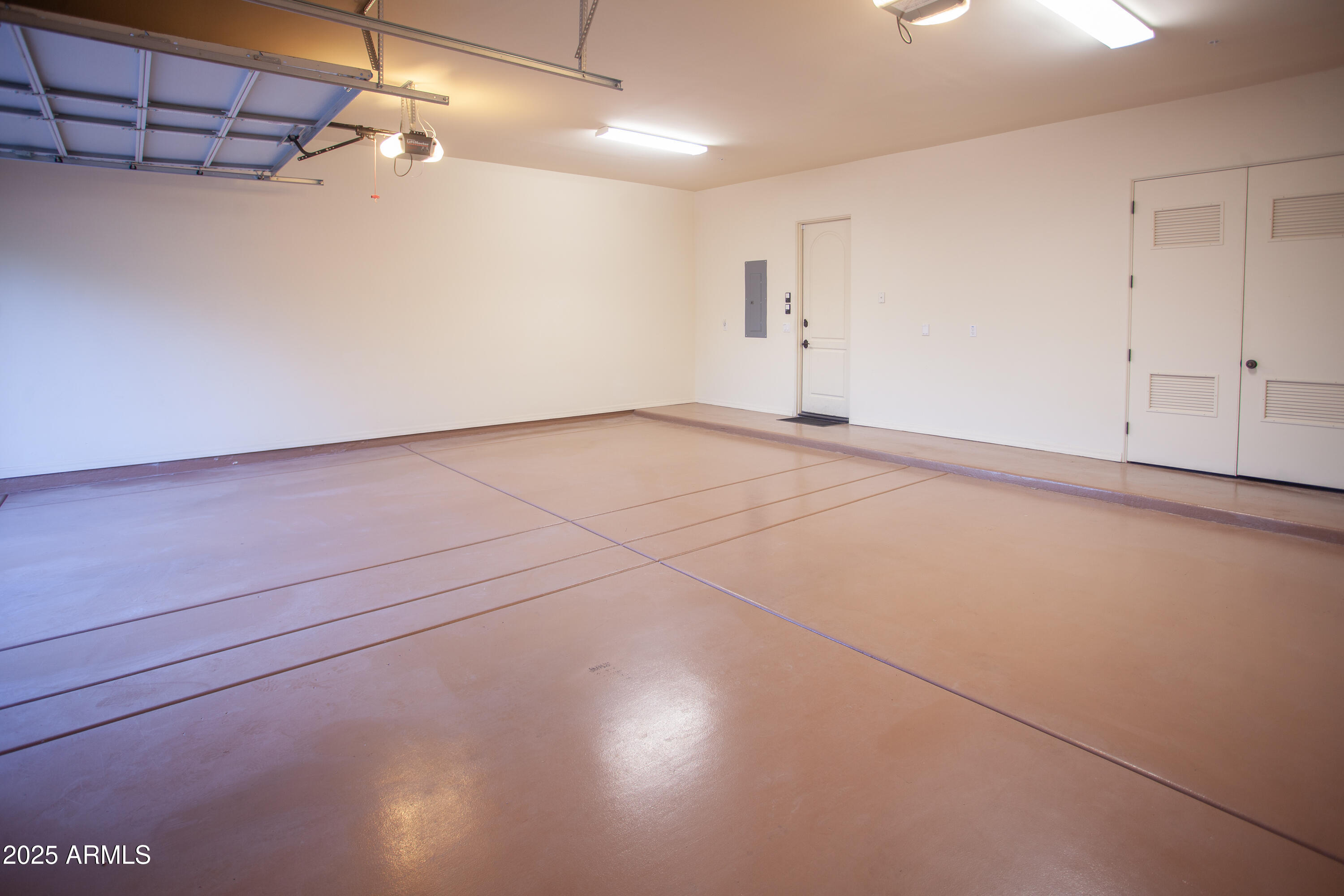 7946 E SOARING EAGLE Way