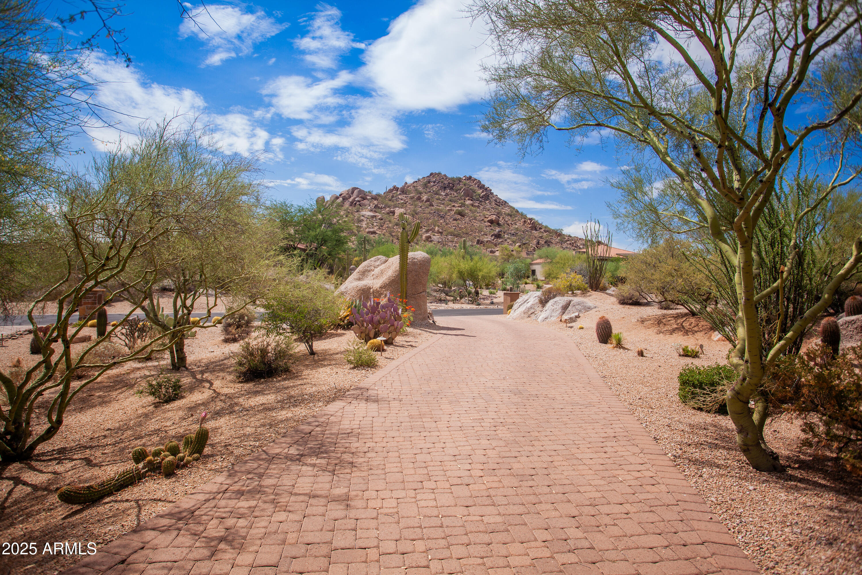 7946 E SOARING EAGLE Way