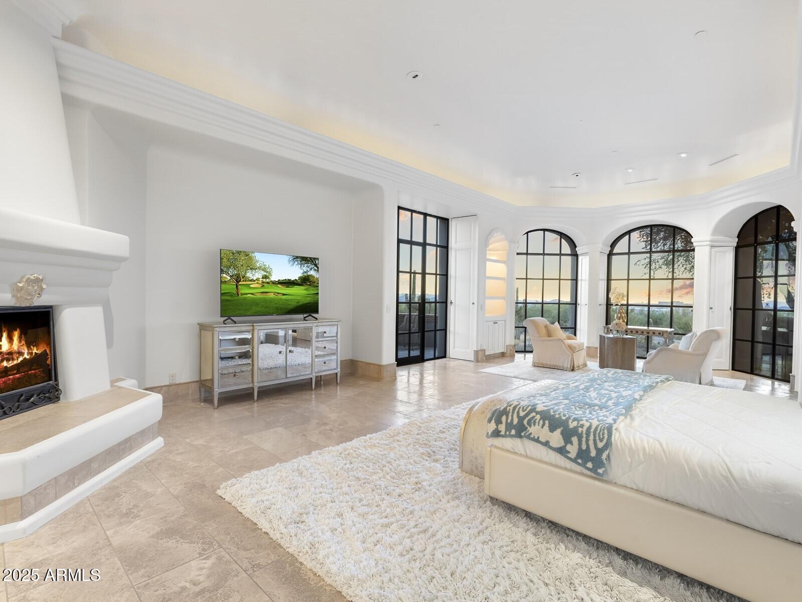 9422 E Happy Valley Road