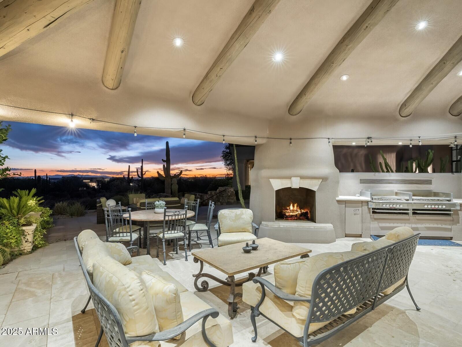 9422 E Happy Valley Road