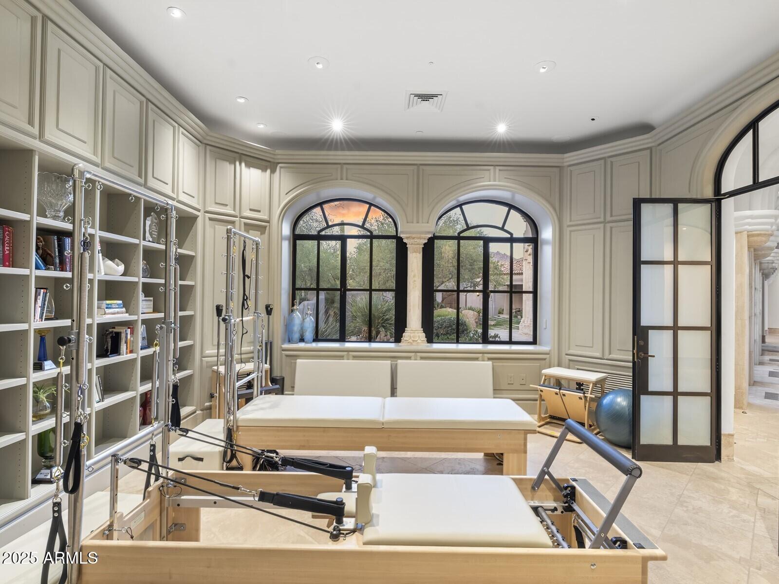 9422 E Happy Valley Road