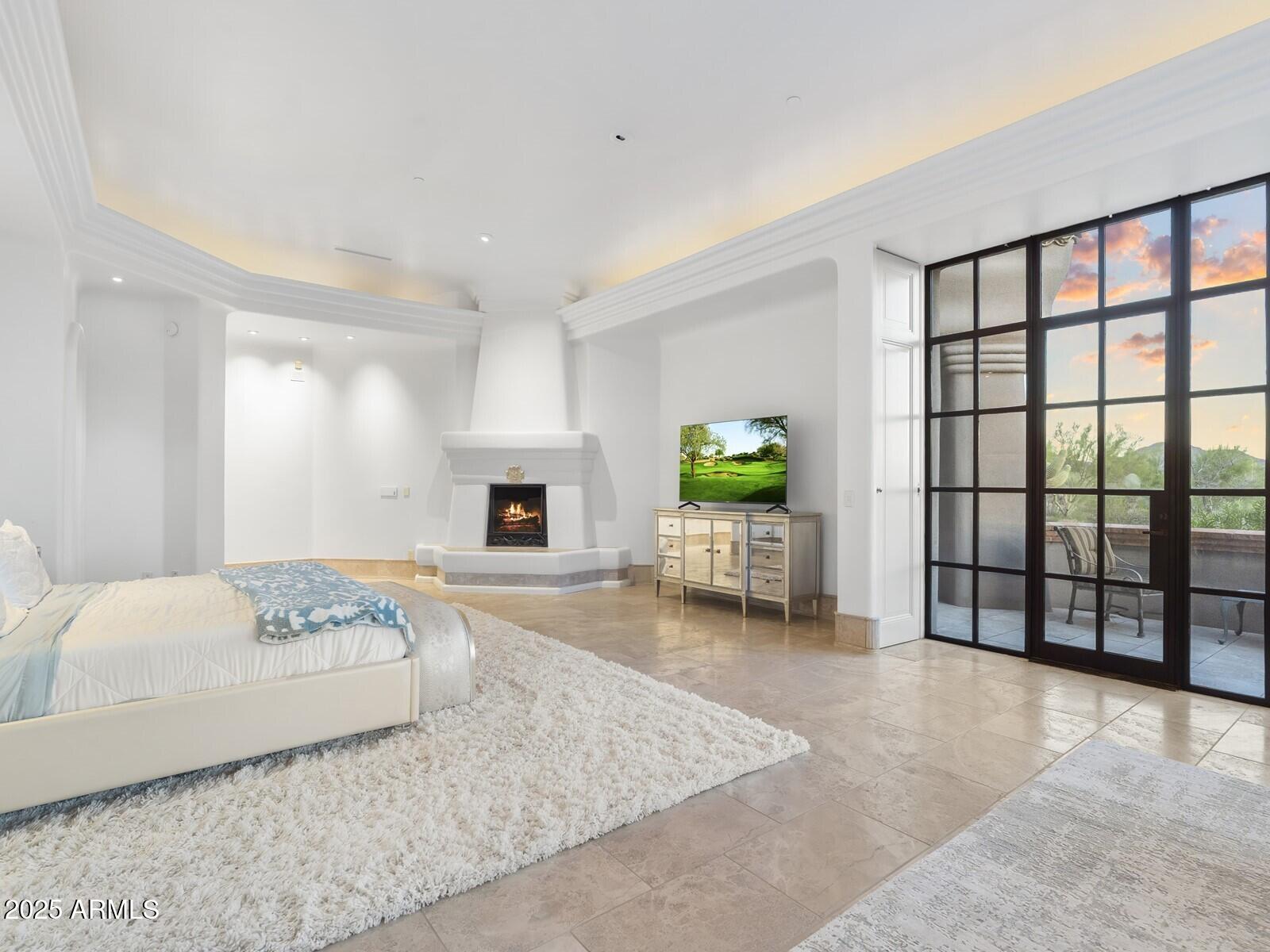 9422 E Happy Valley Road