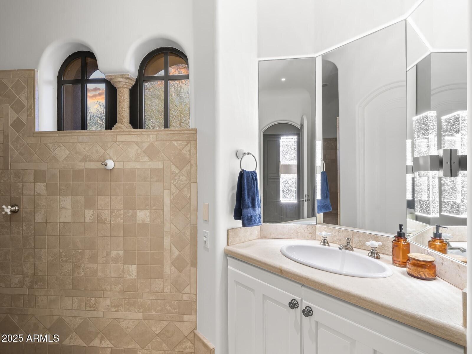 9422 E Happy Valley Road