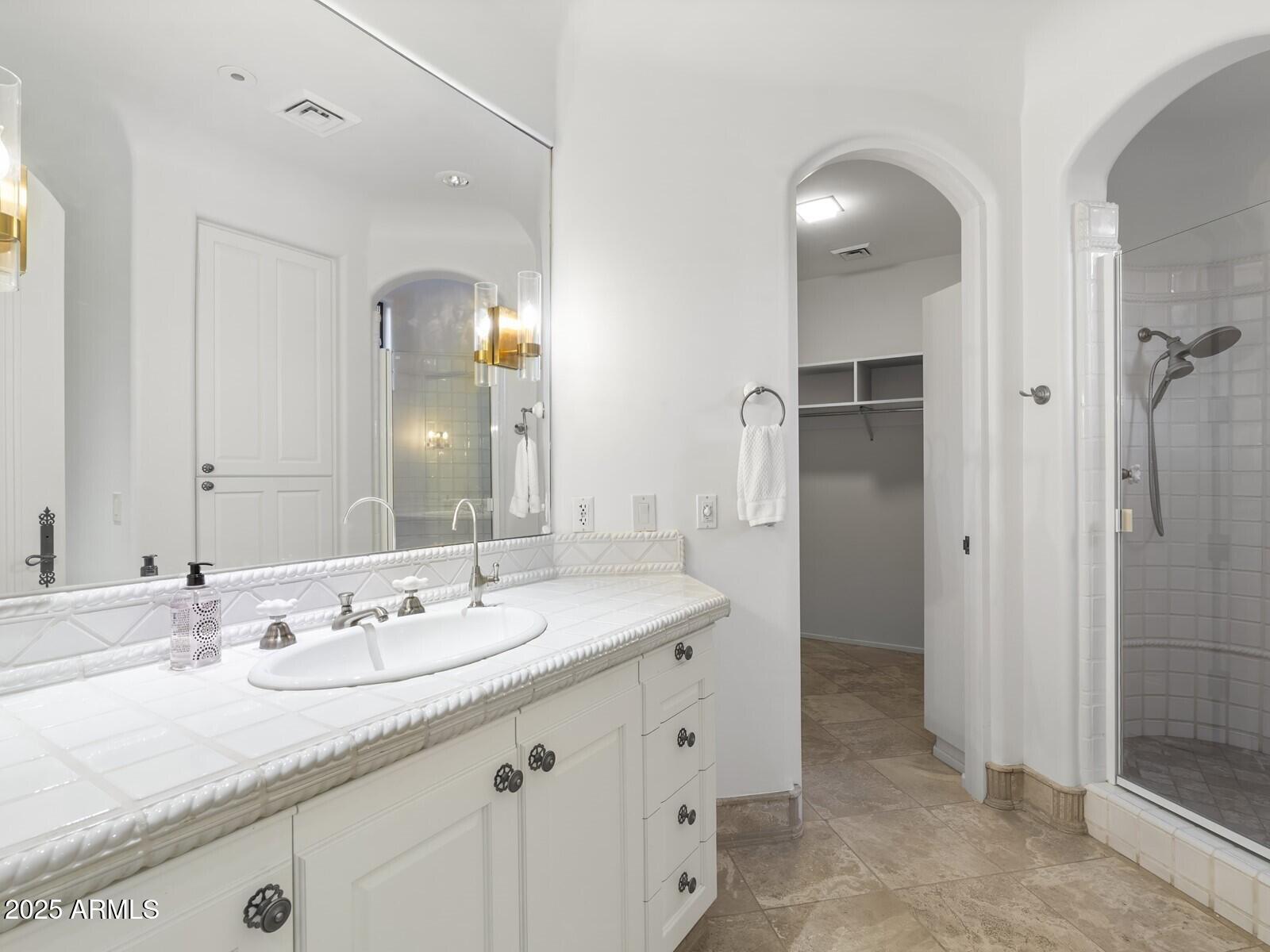 9422 E Happy Valley Road