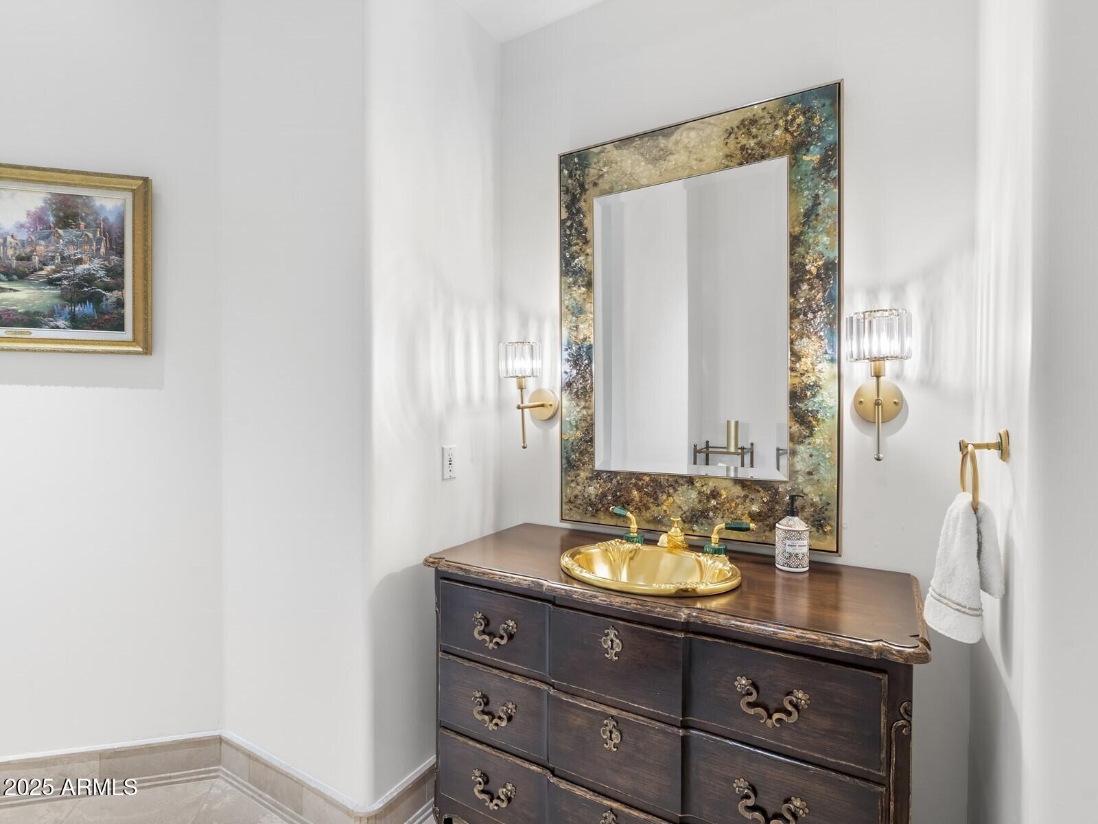 9422 E Happy Valley Road