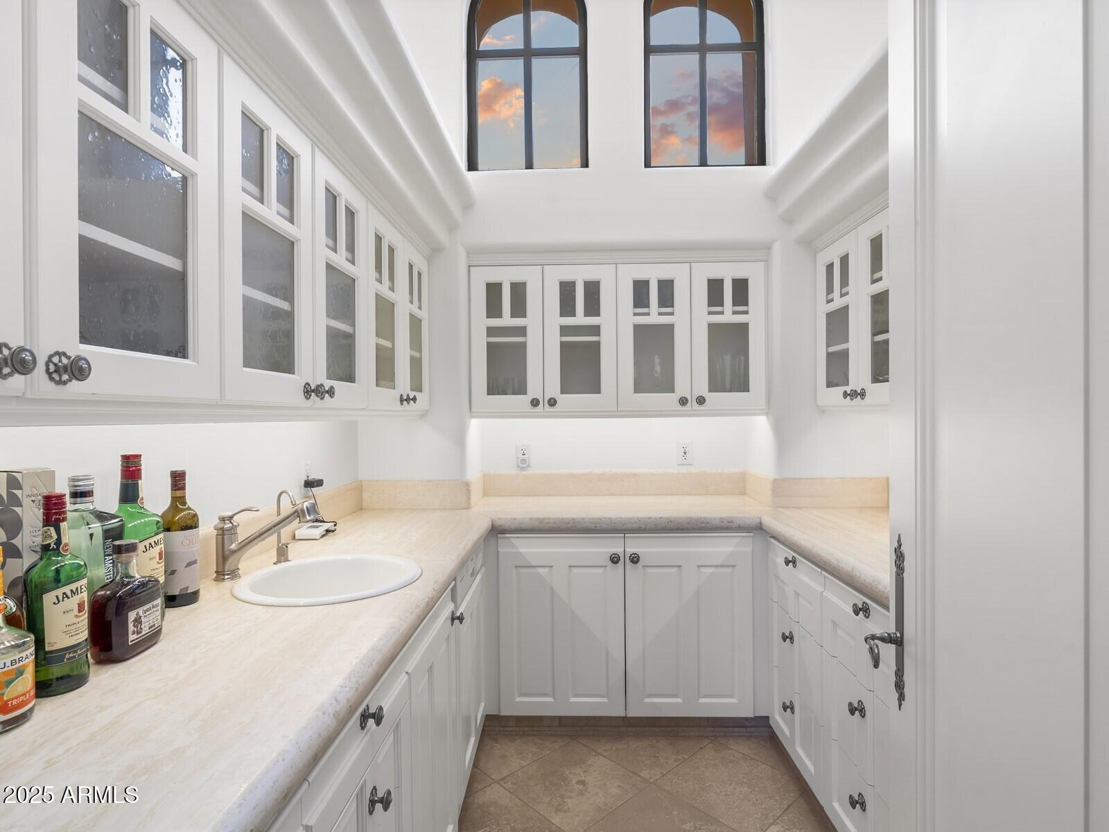 9422 E Happy Valley Road