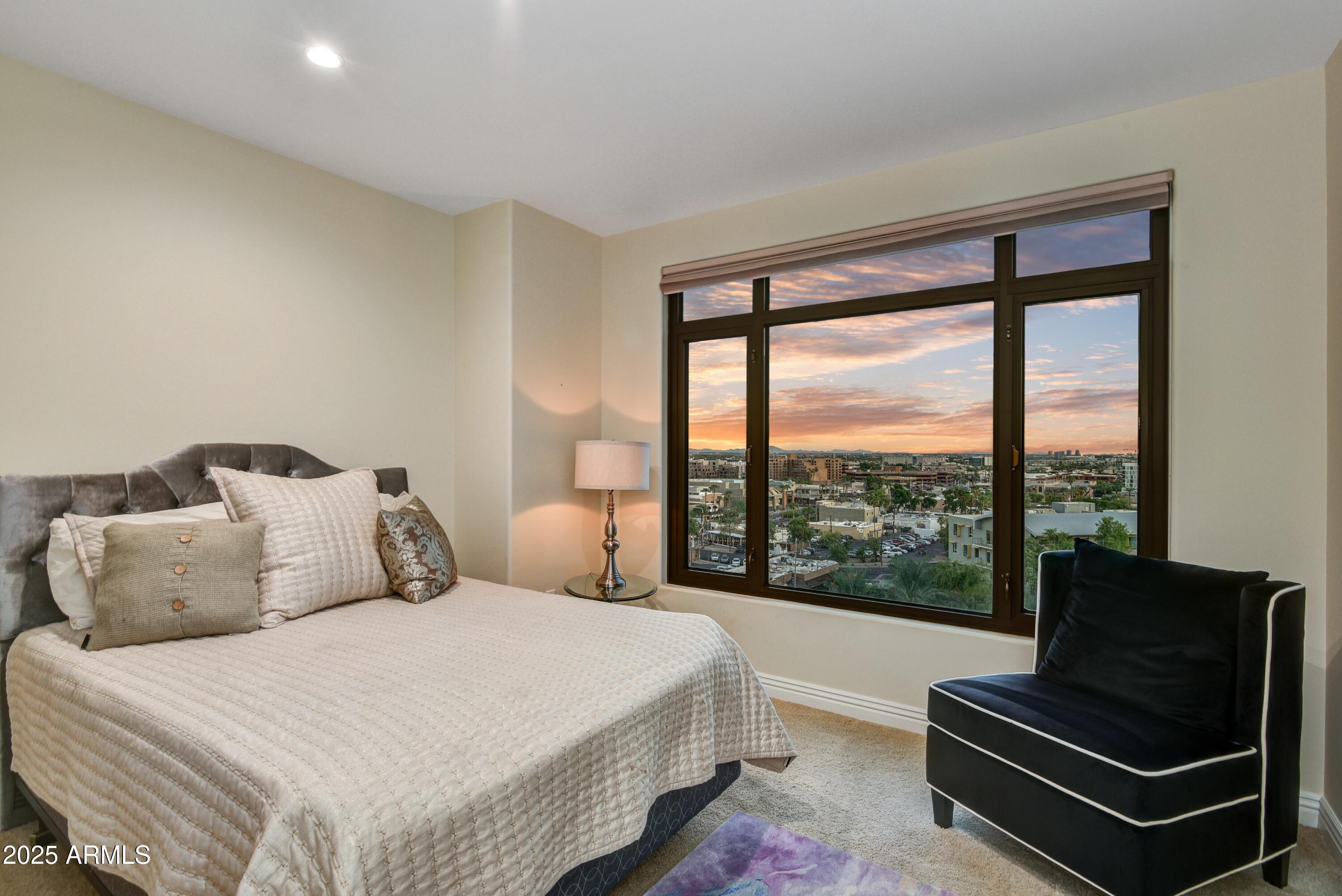 7181 E CAMELBACK Road, 907