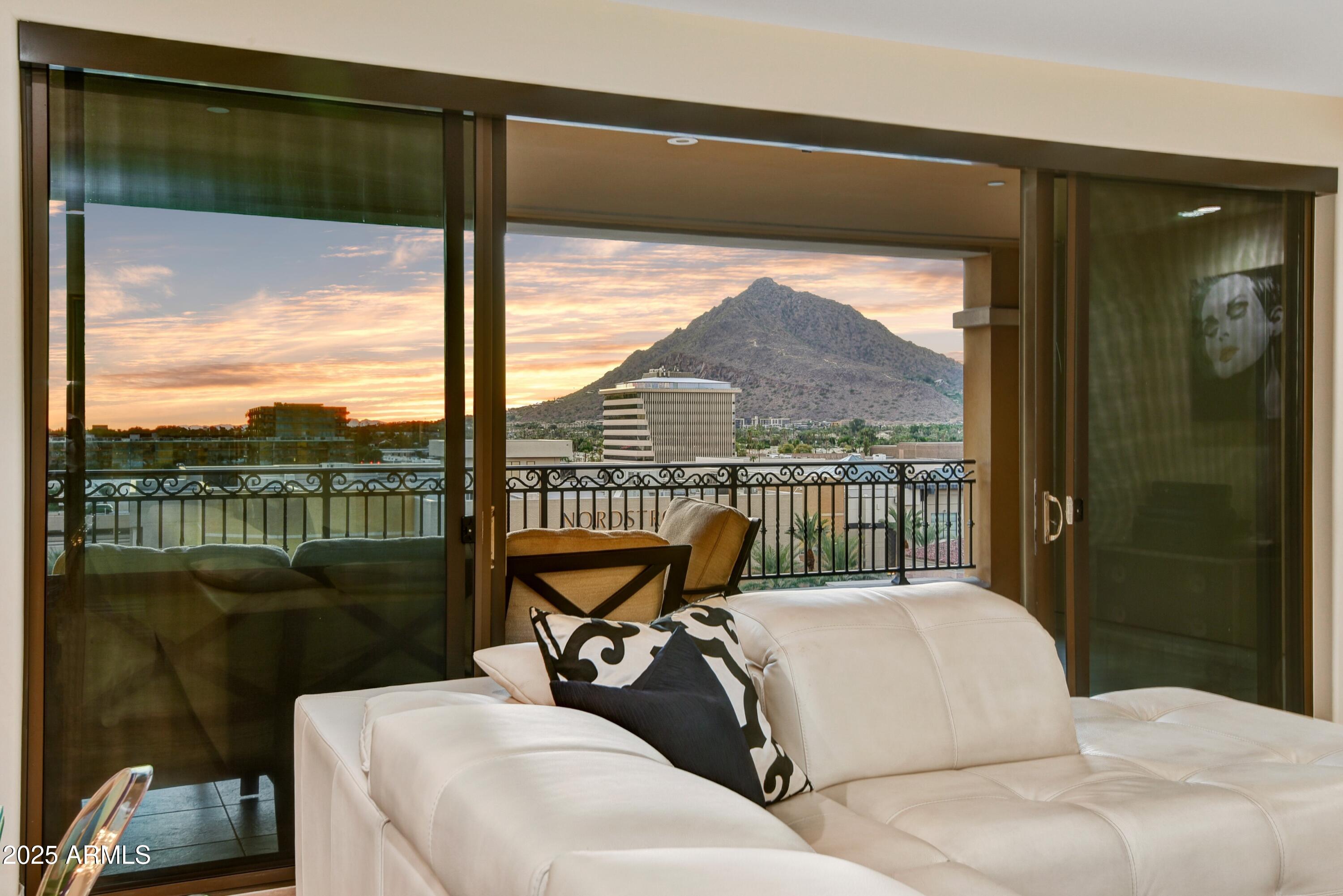 7181 E CAMELBACK Road, 907