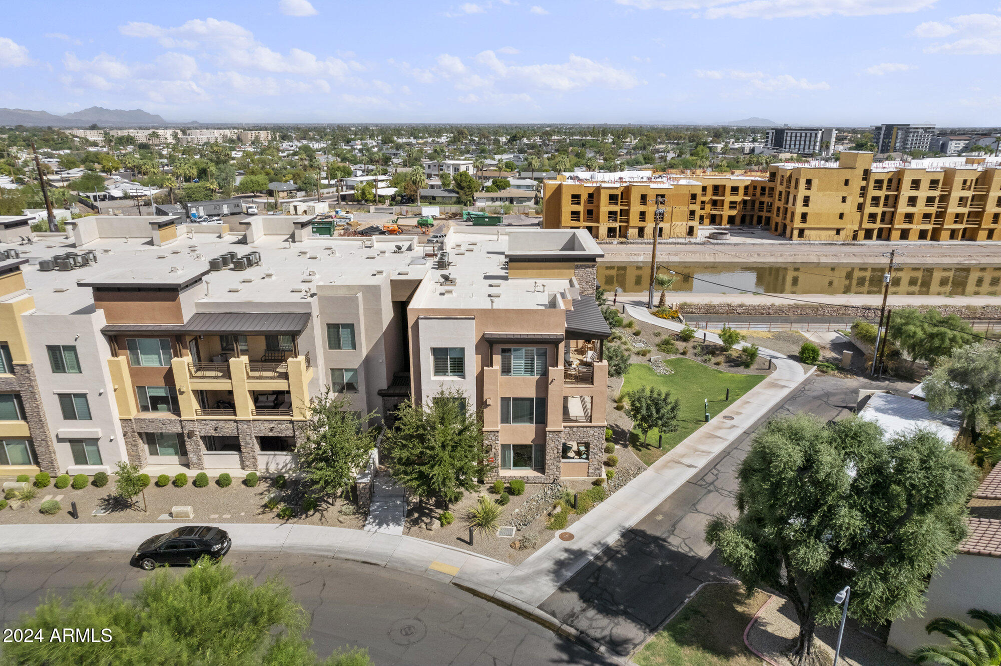 4803 N Woodmere Fairway, 1011