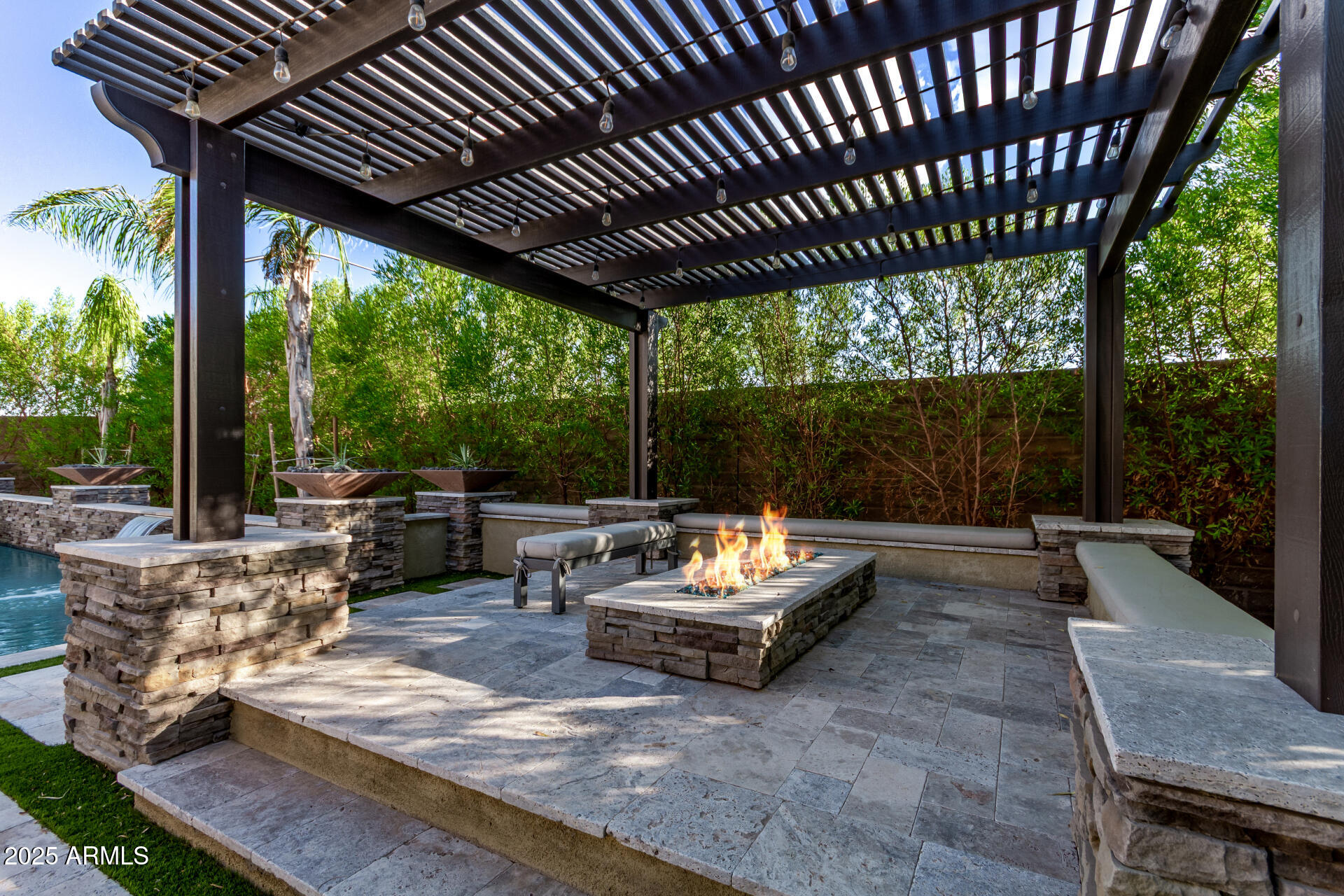 11707 W DOVE WING Way