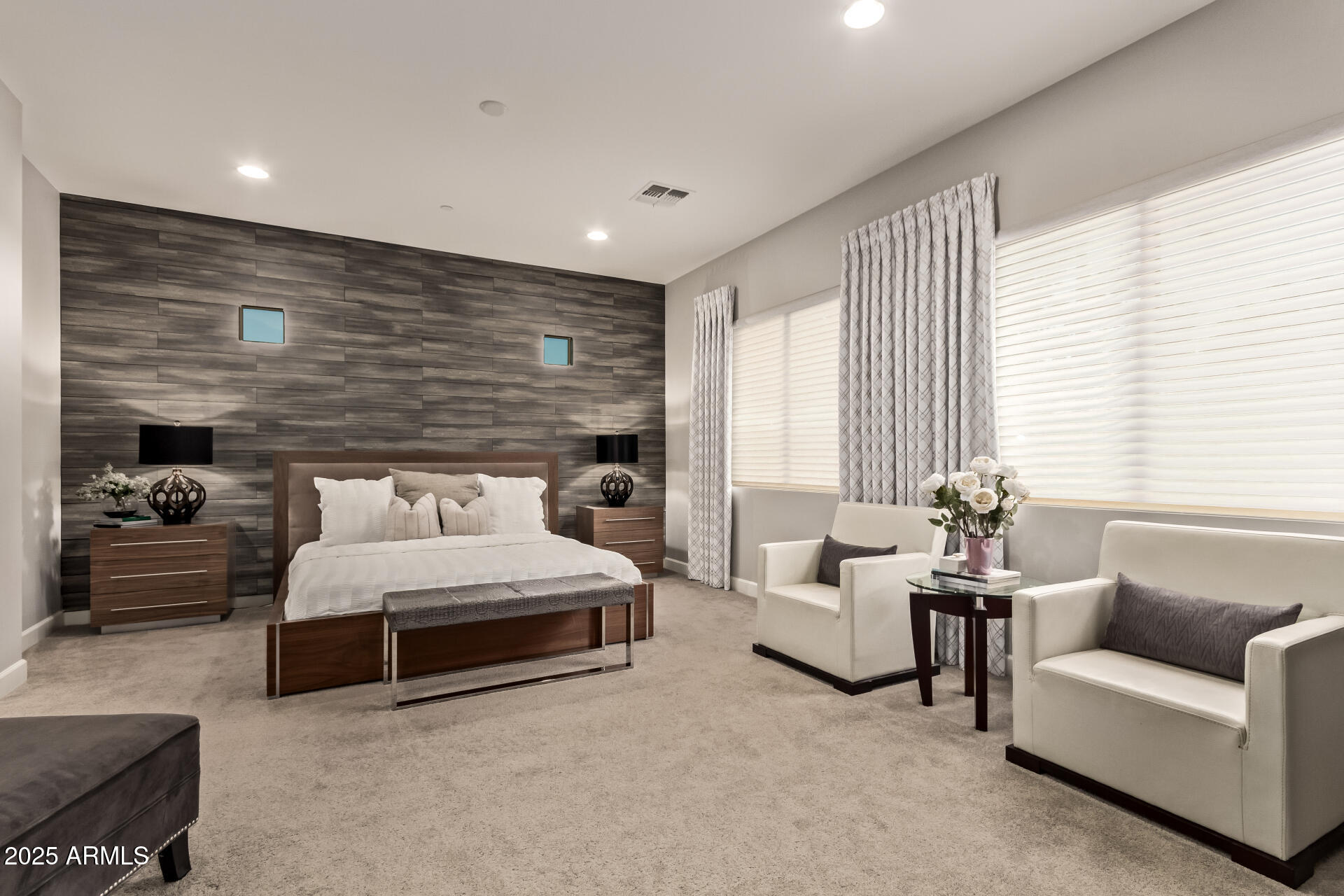 11707 W DOVE WING Way