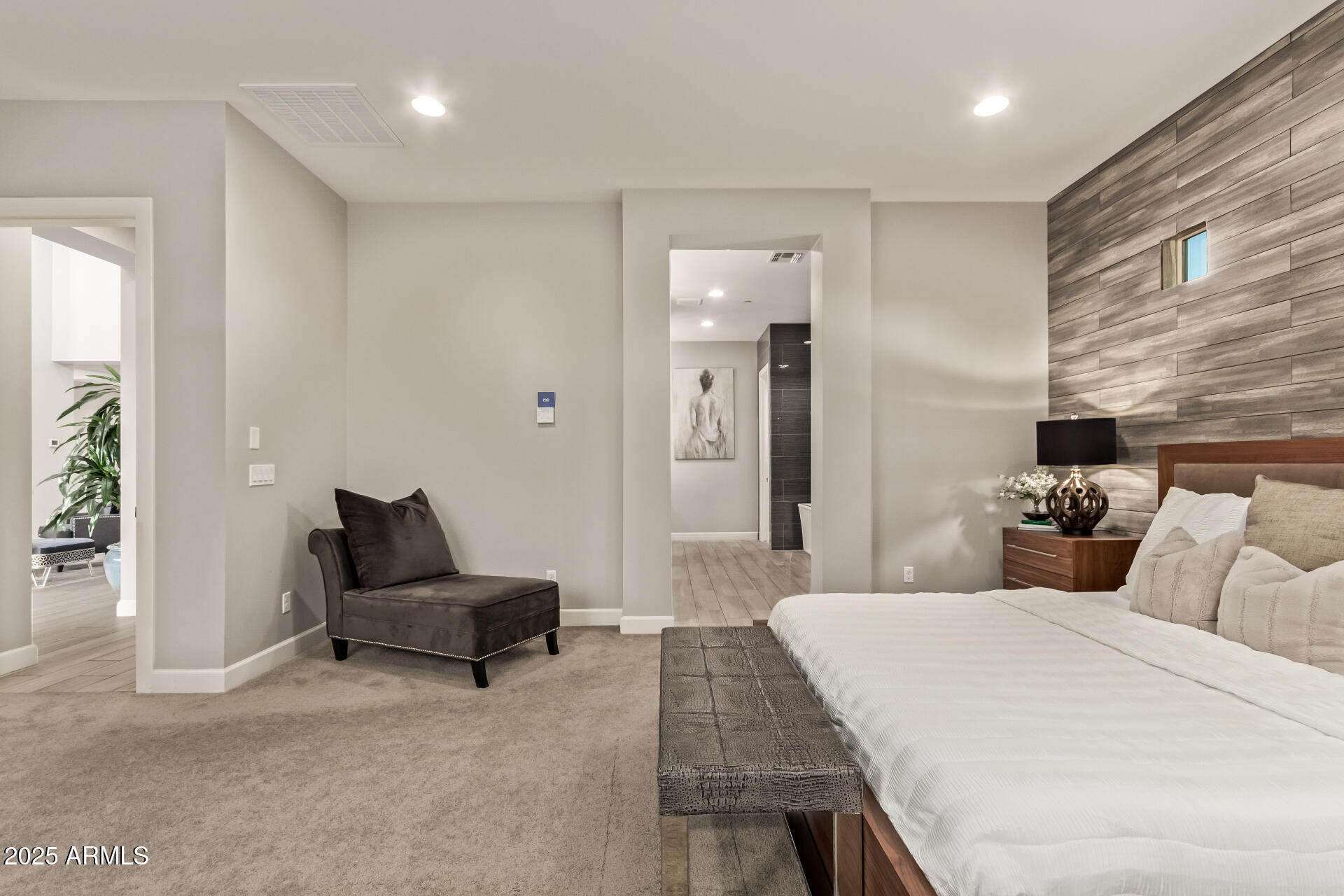 11707 W DOVE WING Way