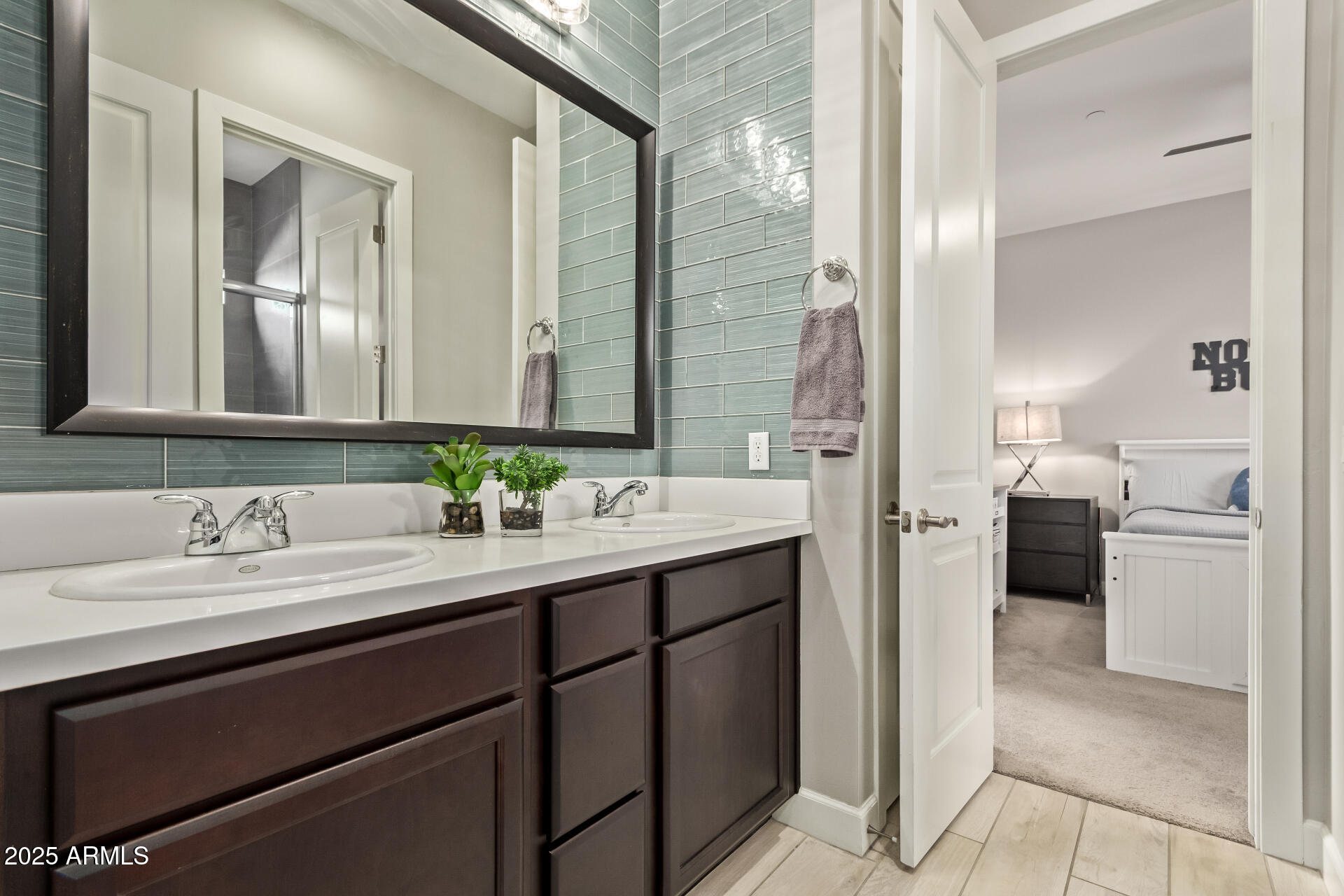 11707 W DOVE WING Way