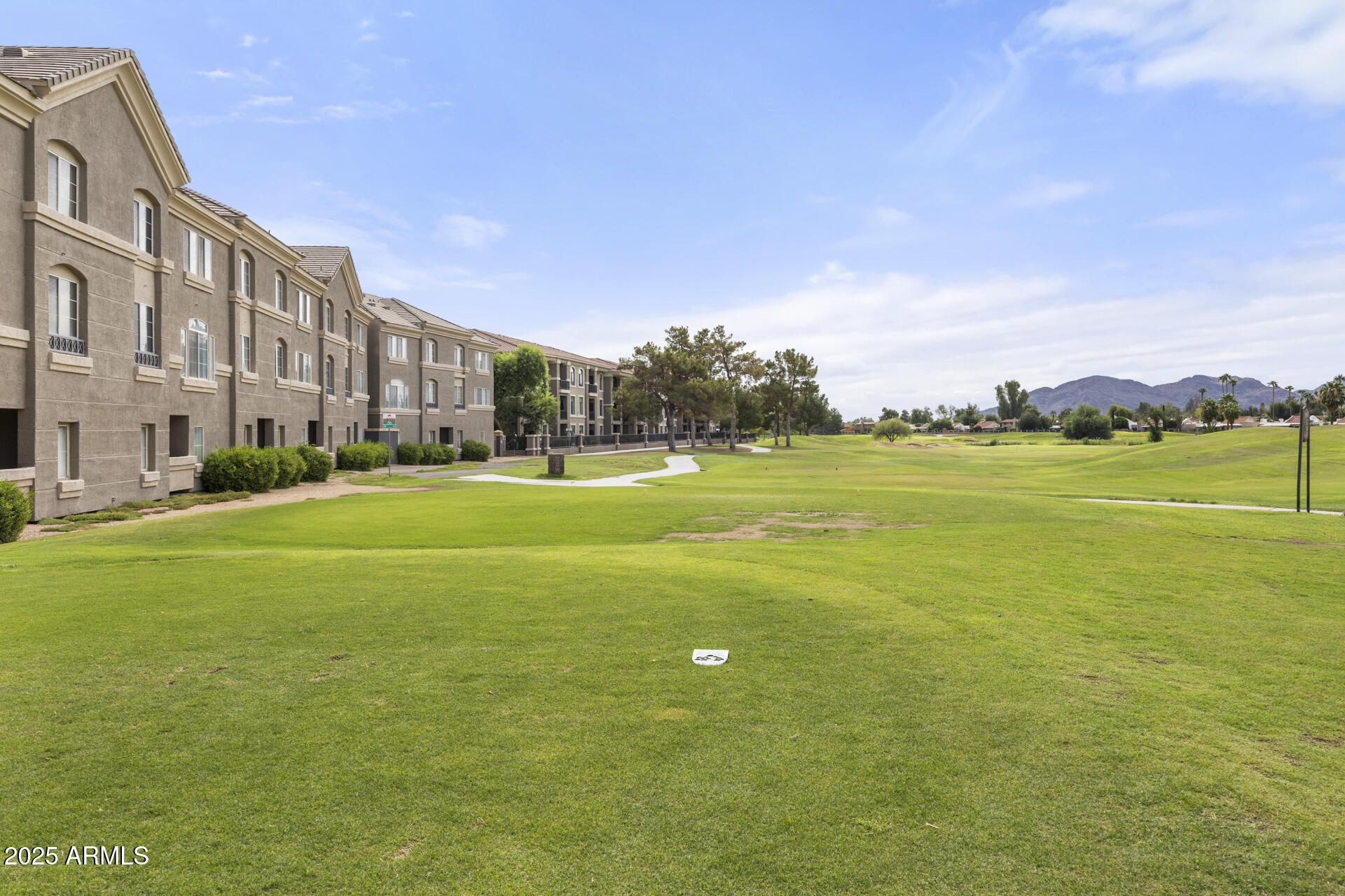 4455 E PARADISE VILLAGE Parkway S, 1035