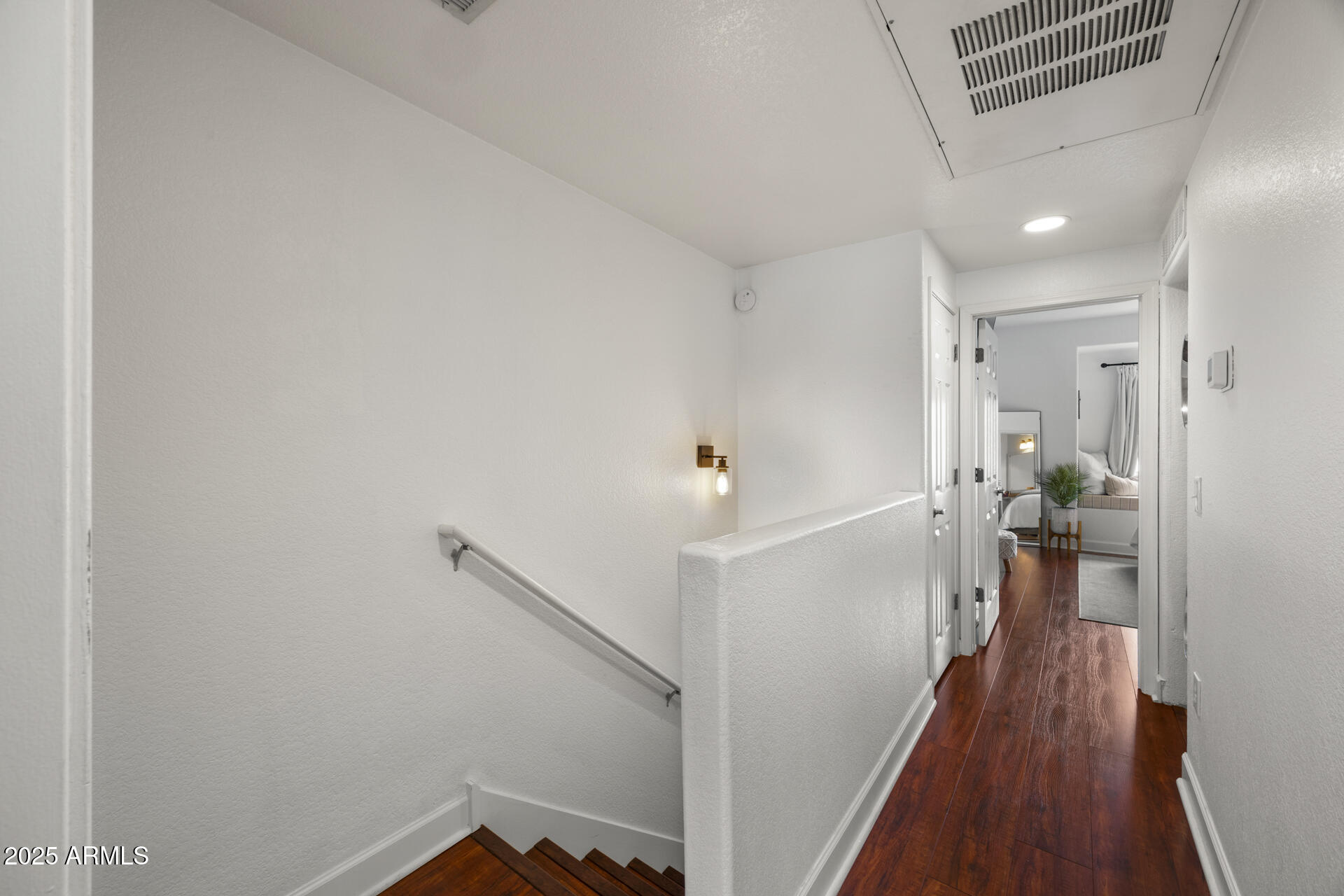 4455 E PARADISE VILLAGE Parkway S, 1035