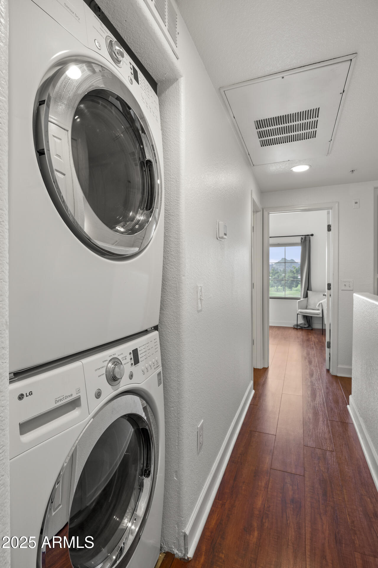 4455 E PARADISE VILLAGE Parkway S, 1035