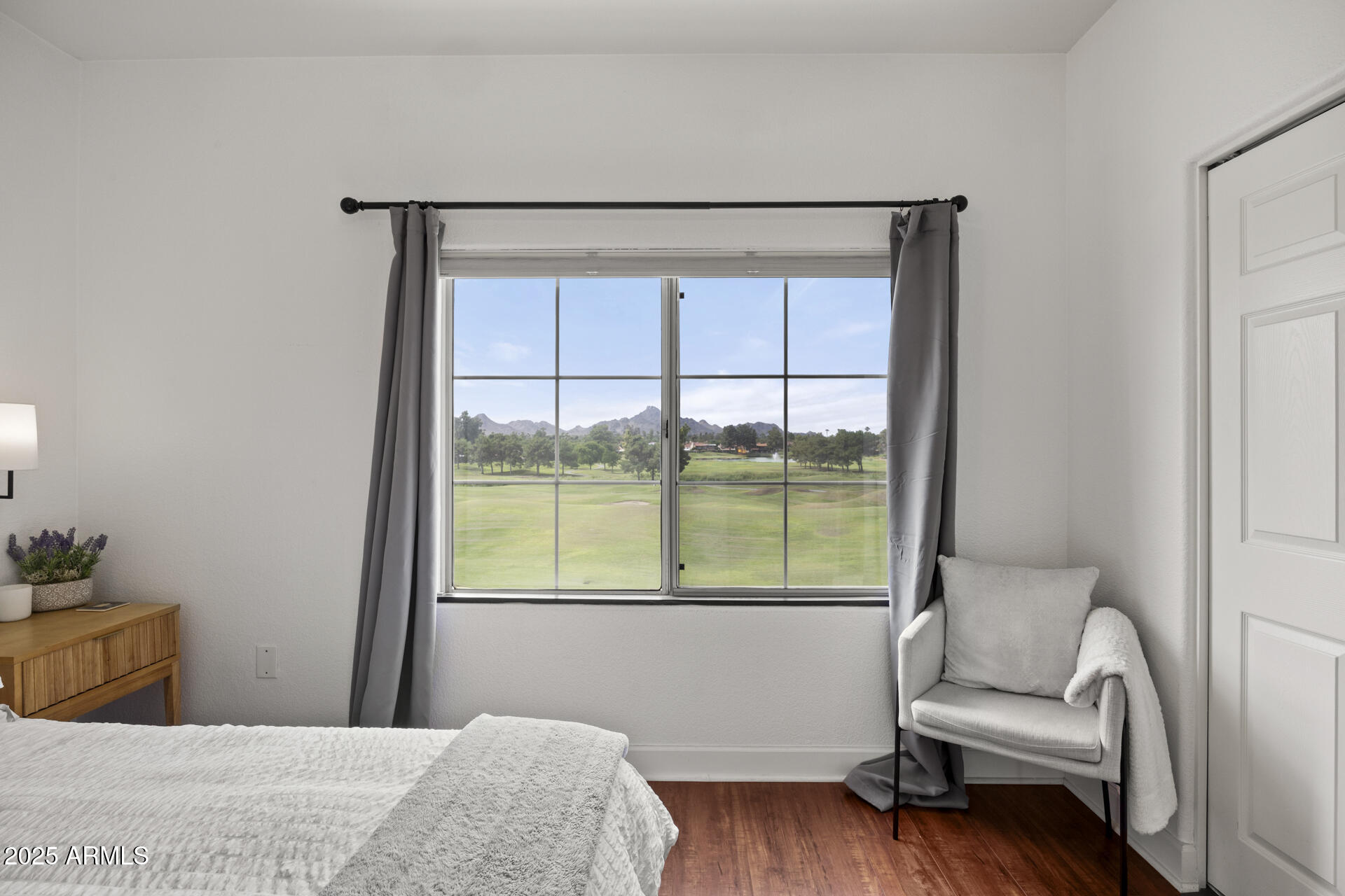 4455 E PARADISE VILLAGE Parkway S, 1035